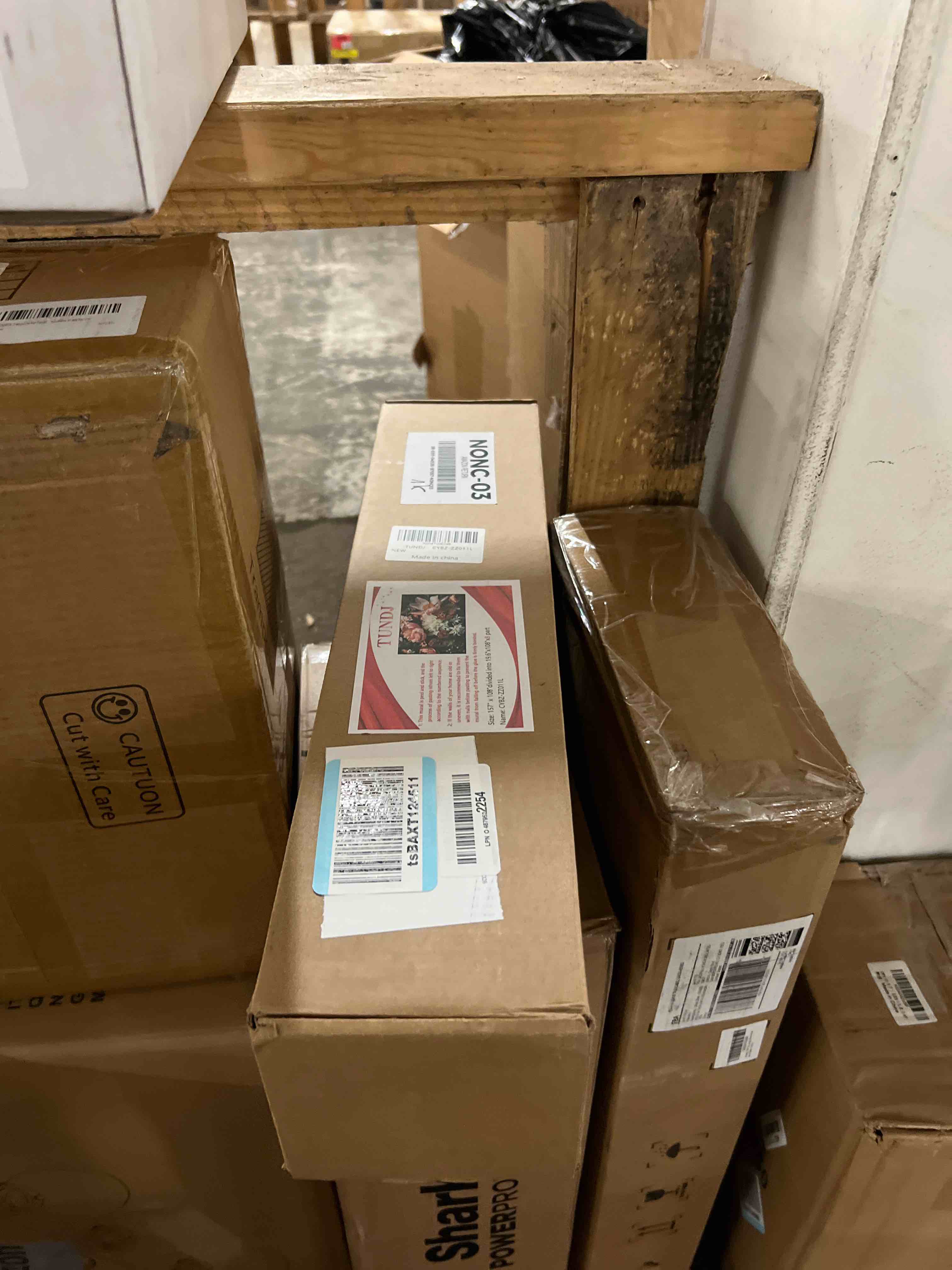 https://s3.amazonaws.com/lotting-images-prod/phillipi/TEA1813540_1777381957193.jpeg