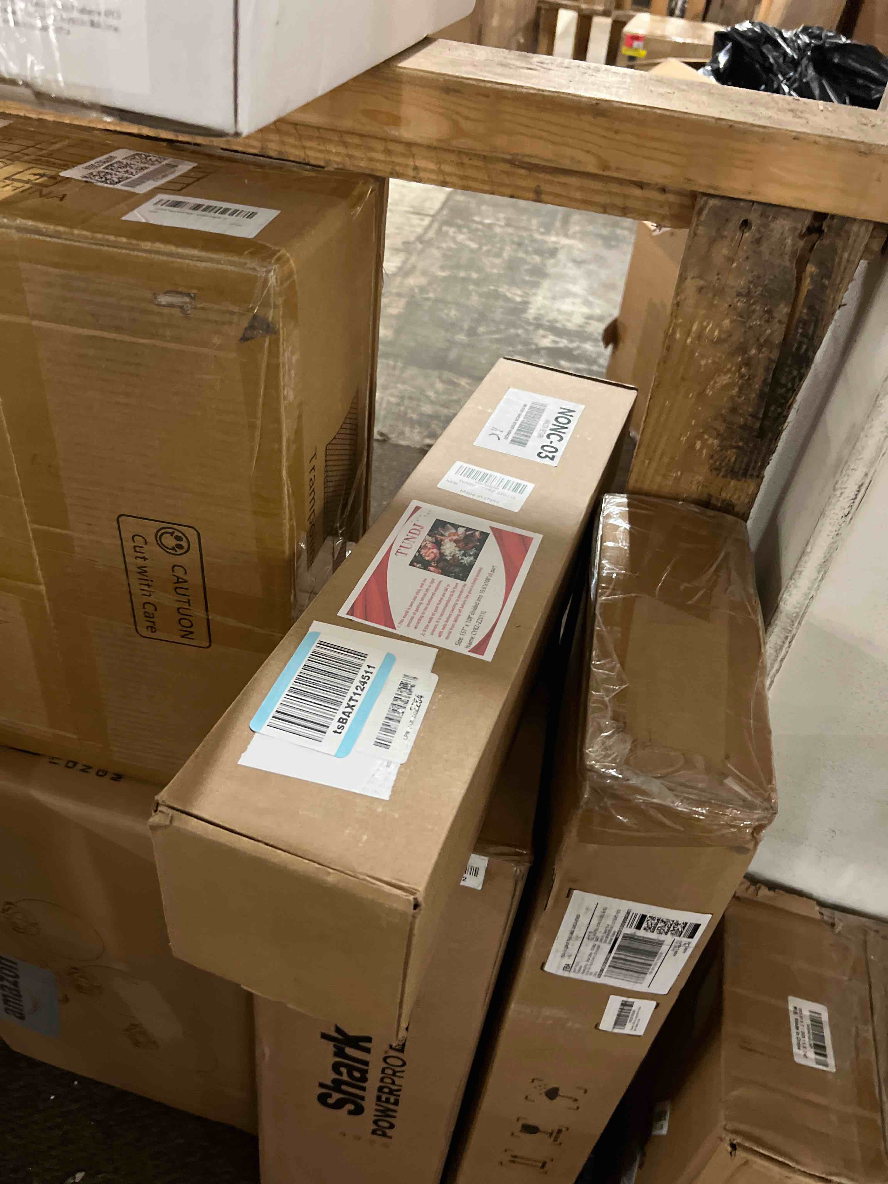https://s3.amazonaws.com/lotting-images-prod/phillipi/TEA1813540_1777381958279.jpeg