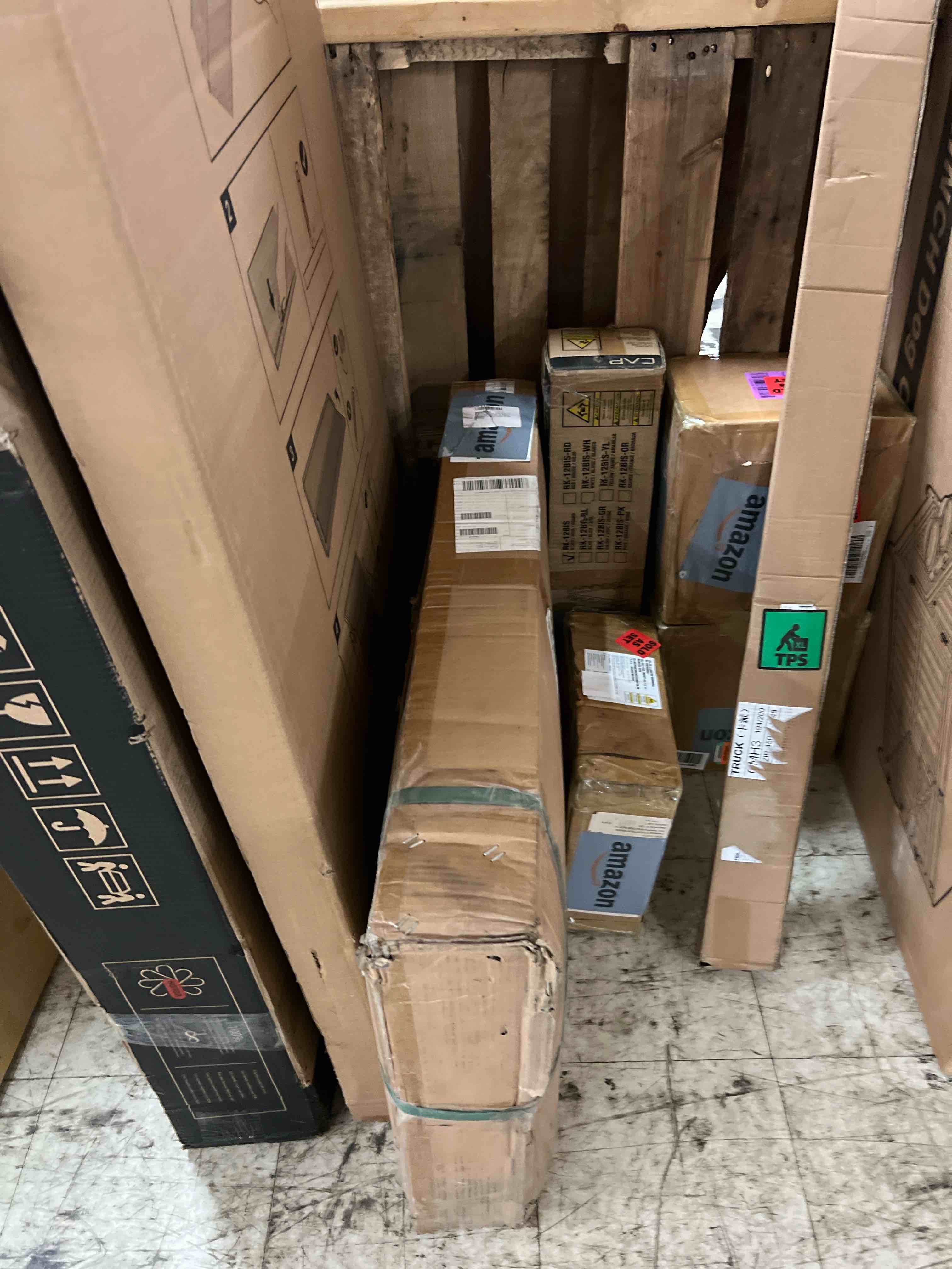 https://s3.amazonaws.com/lotting-images-prod/phillipi/TEA1813556_1777469920165.jpeg