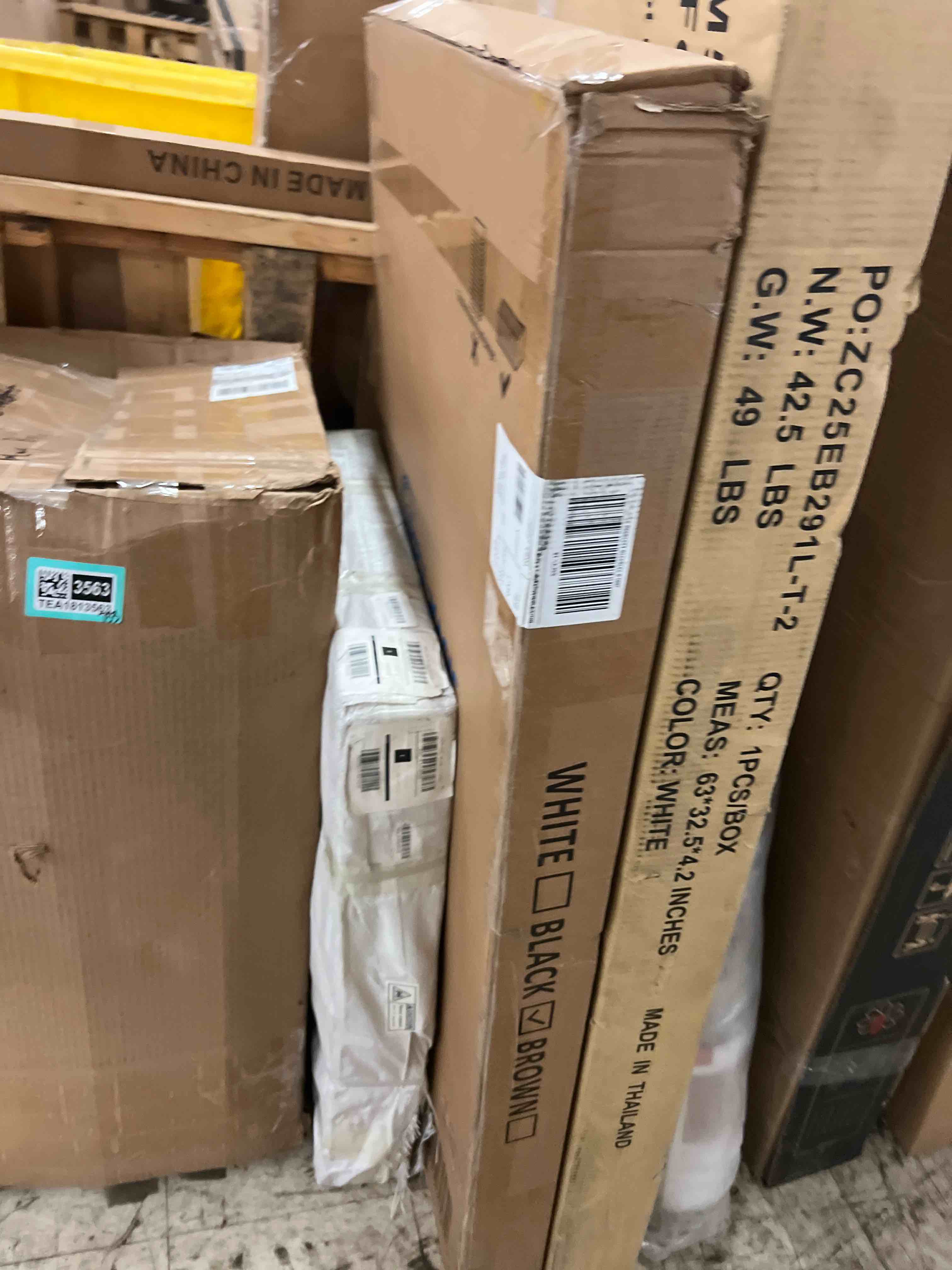 https://s3.amazonaws.com/lotting-images-prod/phillipi/TEA1813562_1777468868617.jpeg