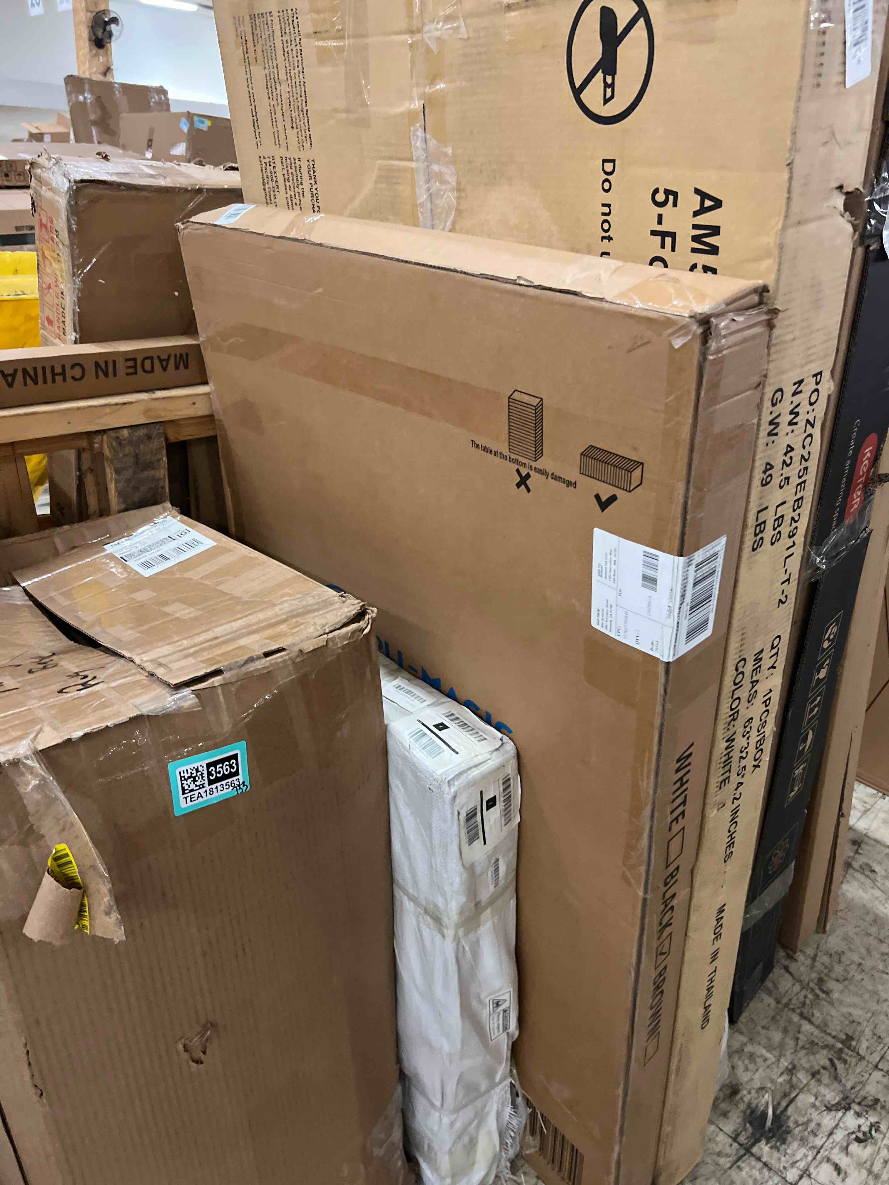 https://s3.amazonaws.com/lotting-images-prod/phillipi/TEA1813562_1777468870041.jpeg