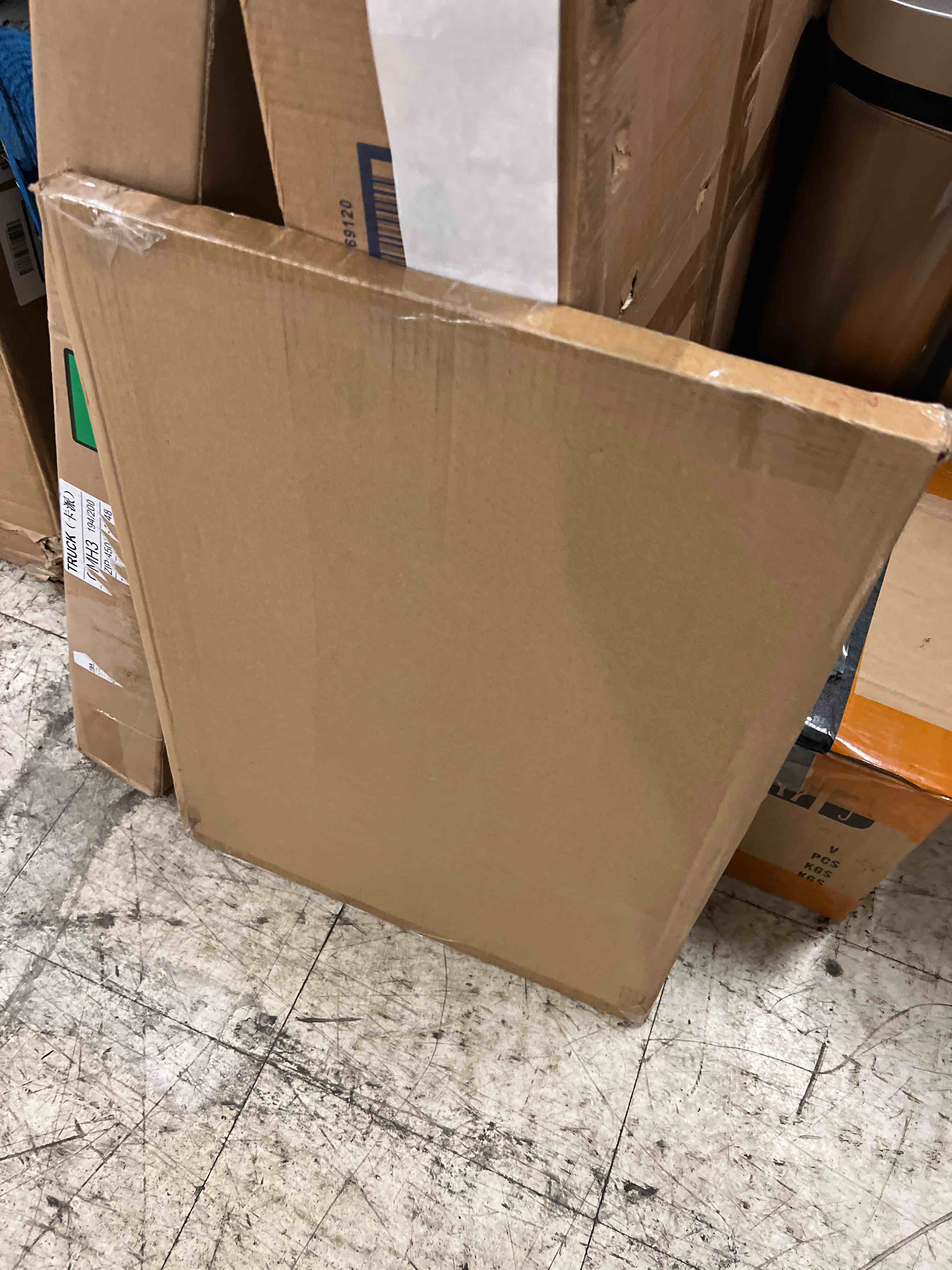 https://s3.amazonaws.com/lotting-images-prod/phillipi/TEA1813576_1777467928472.jpeg