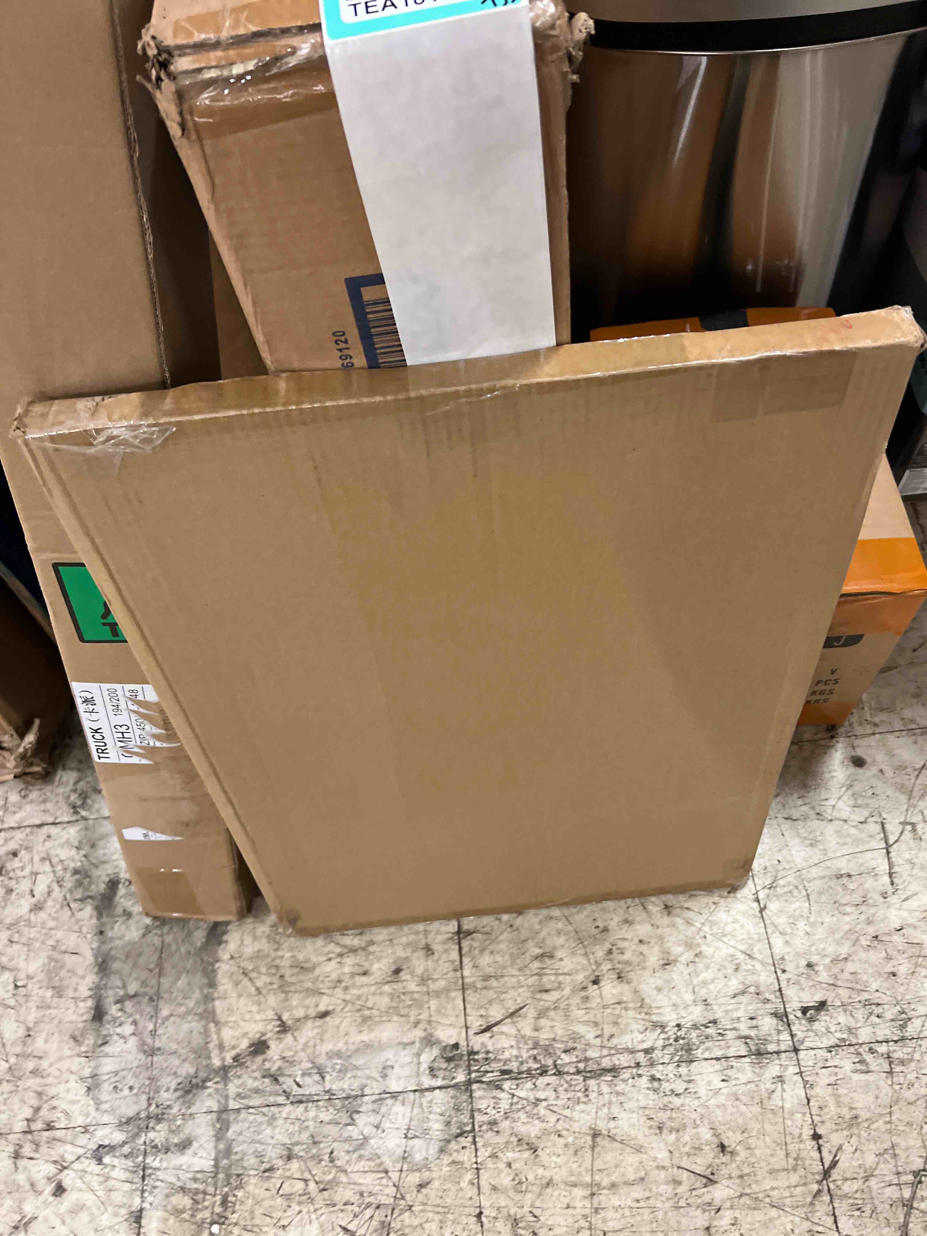 https://s3.amazonaws.com/lotting-images-prod/phillipi/TEA1813576_1777467929571.jpeg