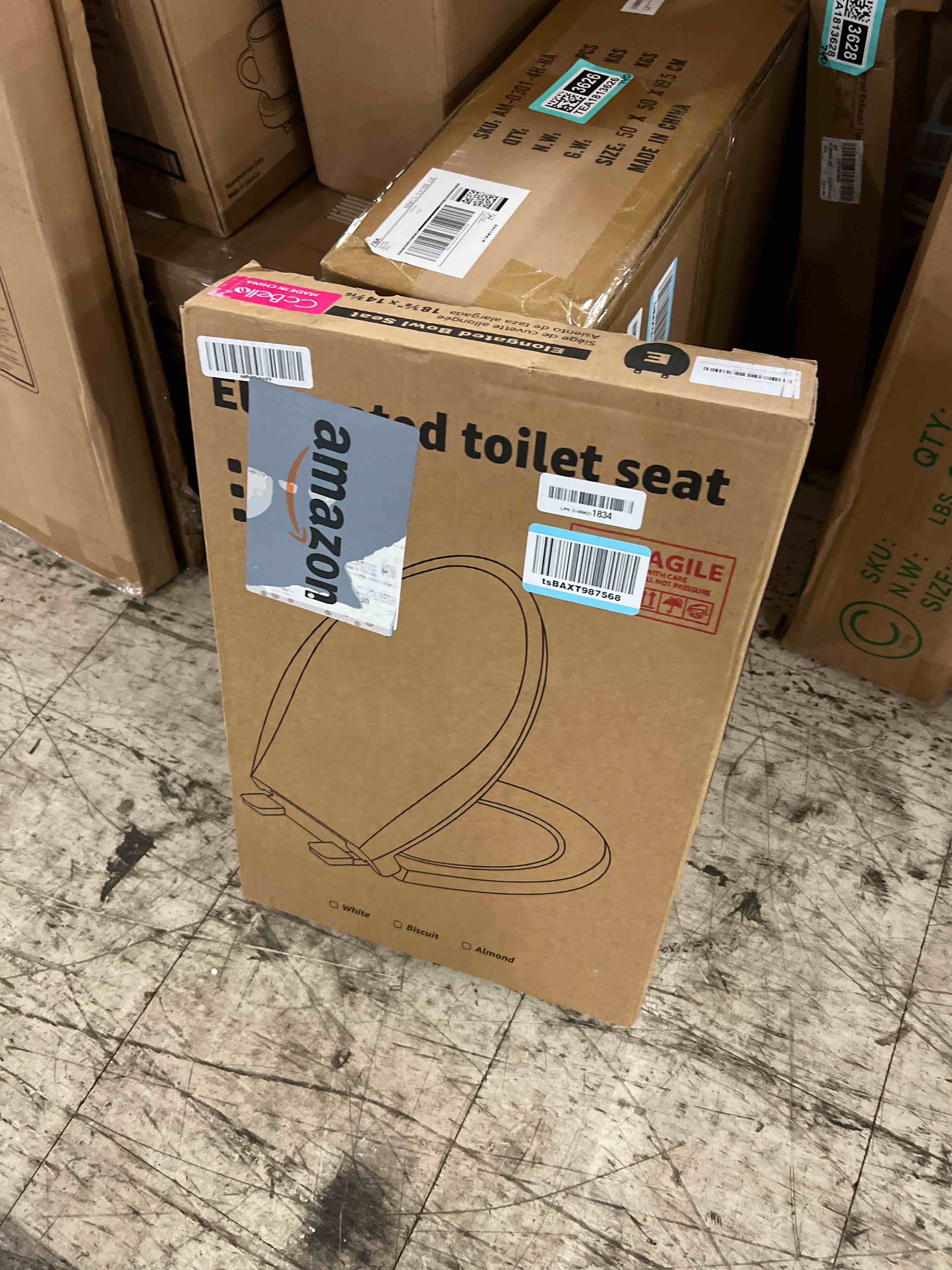 Condition photo showing New/Like New for elongated toilet seat, slow close quick-release hinges, heavy duty soft close, oval(oblong) toilet seat for elongated toilets, quiet-close lid and seat, easy to install and clean, never loosen, white white elongated