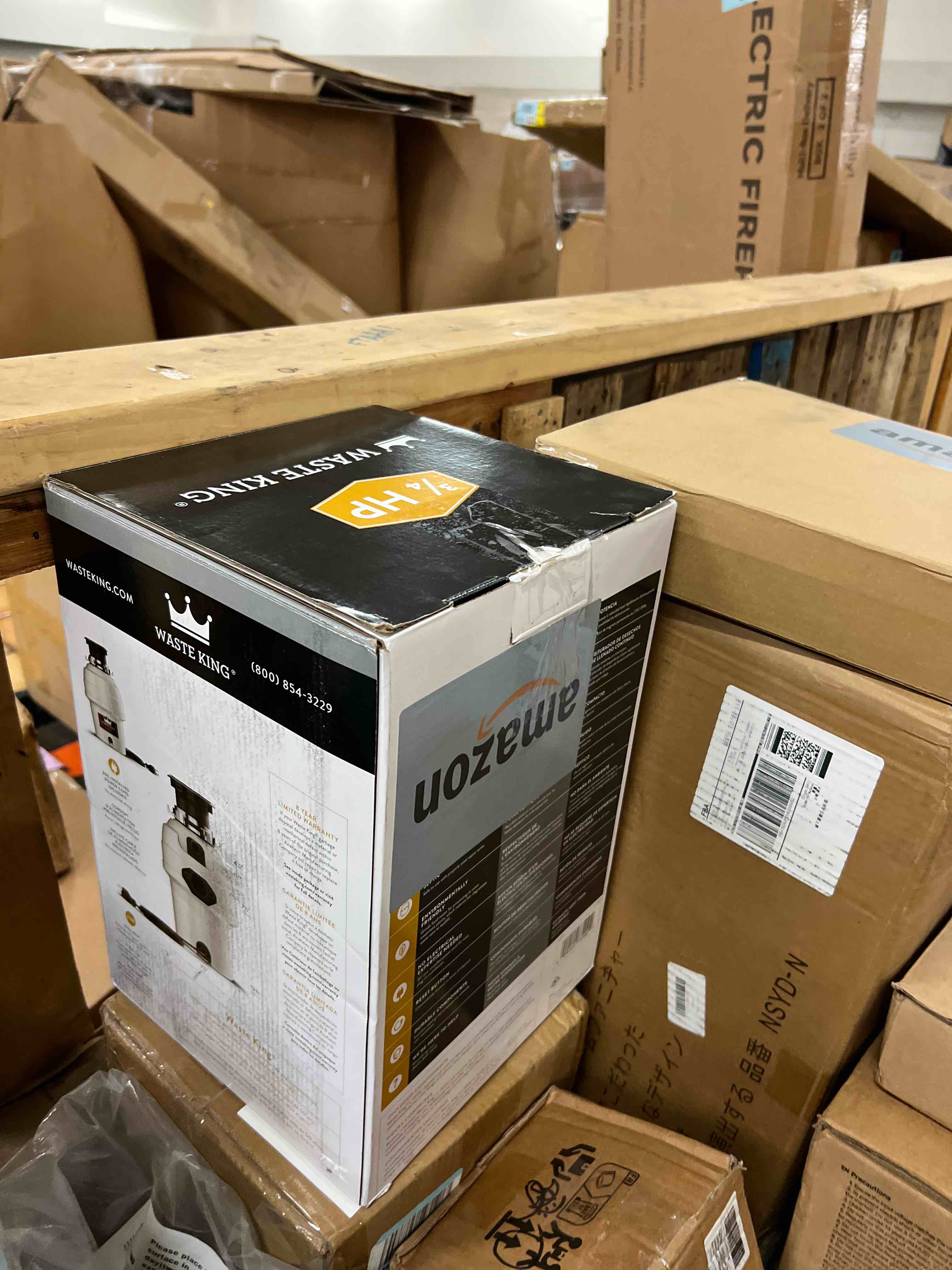 Condition photo showing New/Like New for waste king legend series 3/4 hp ez-mount sound insulated garbage disposer
