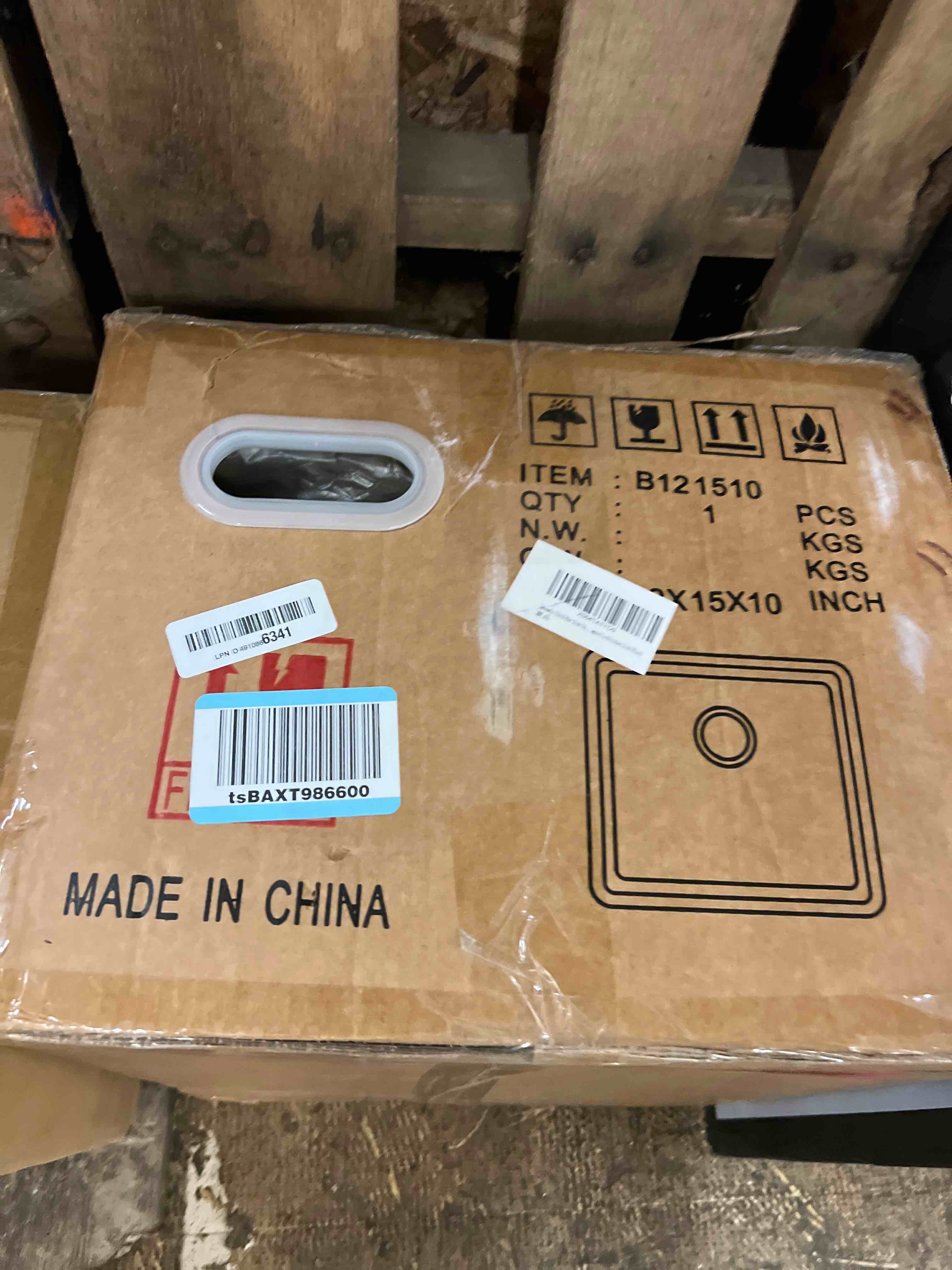 https://s3.amazonaws.com/lotting-images-prod/phillipi/TEA1813860_1778165448583.jpeg