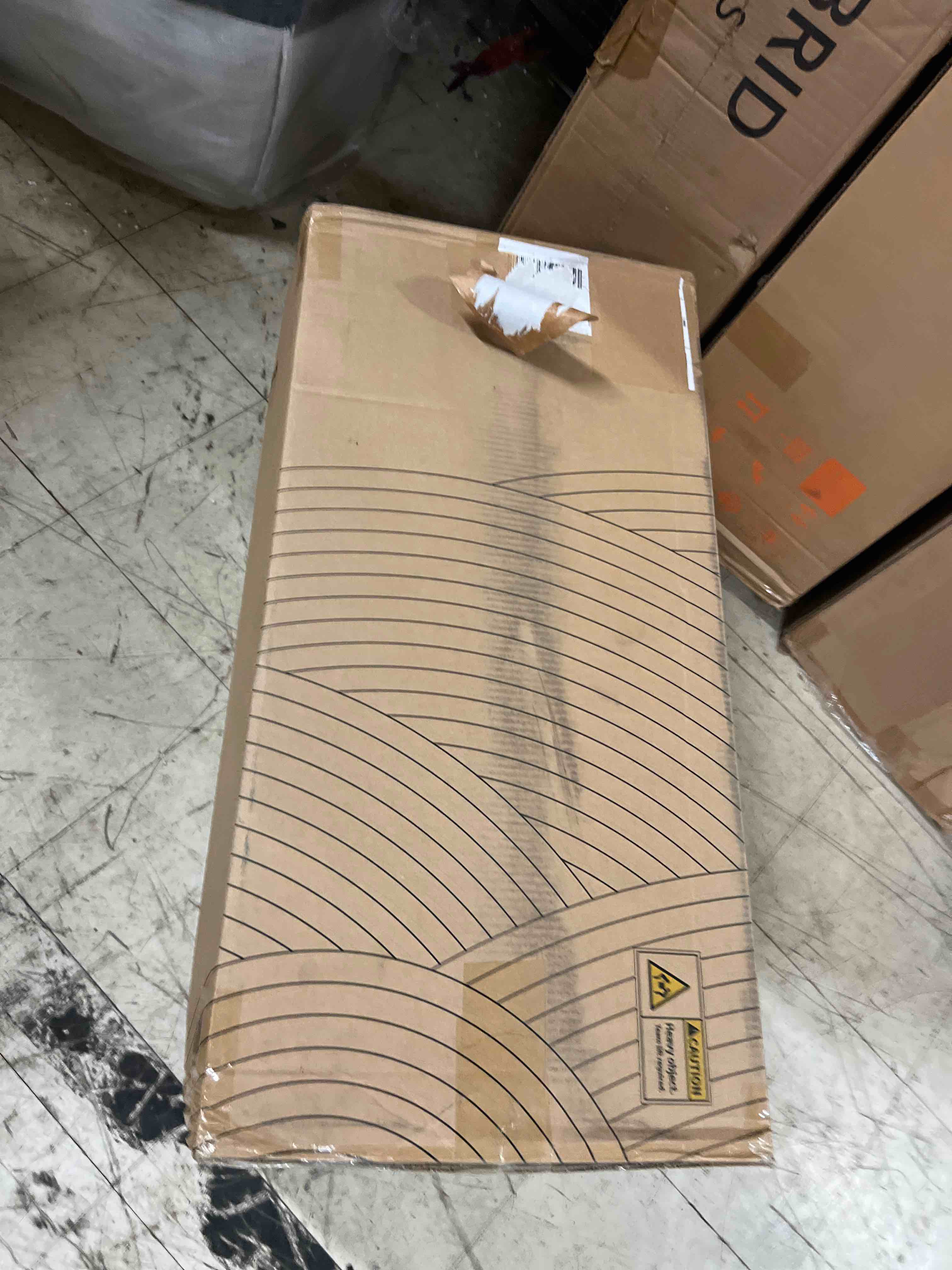 https://s3.amazonaws.com/lotting-images-prod/phillipi/TEA1813908_1778182669058.jpeg
