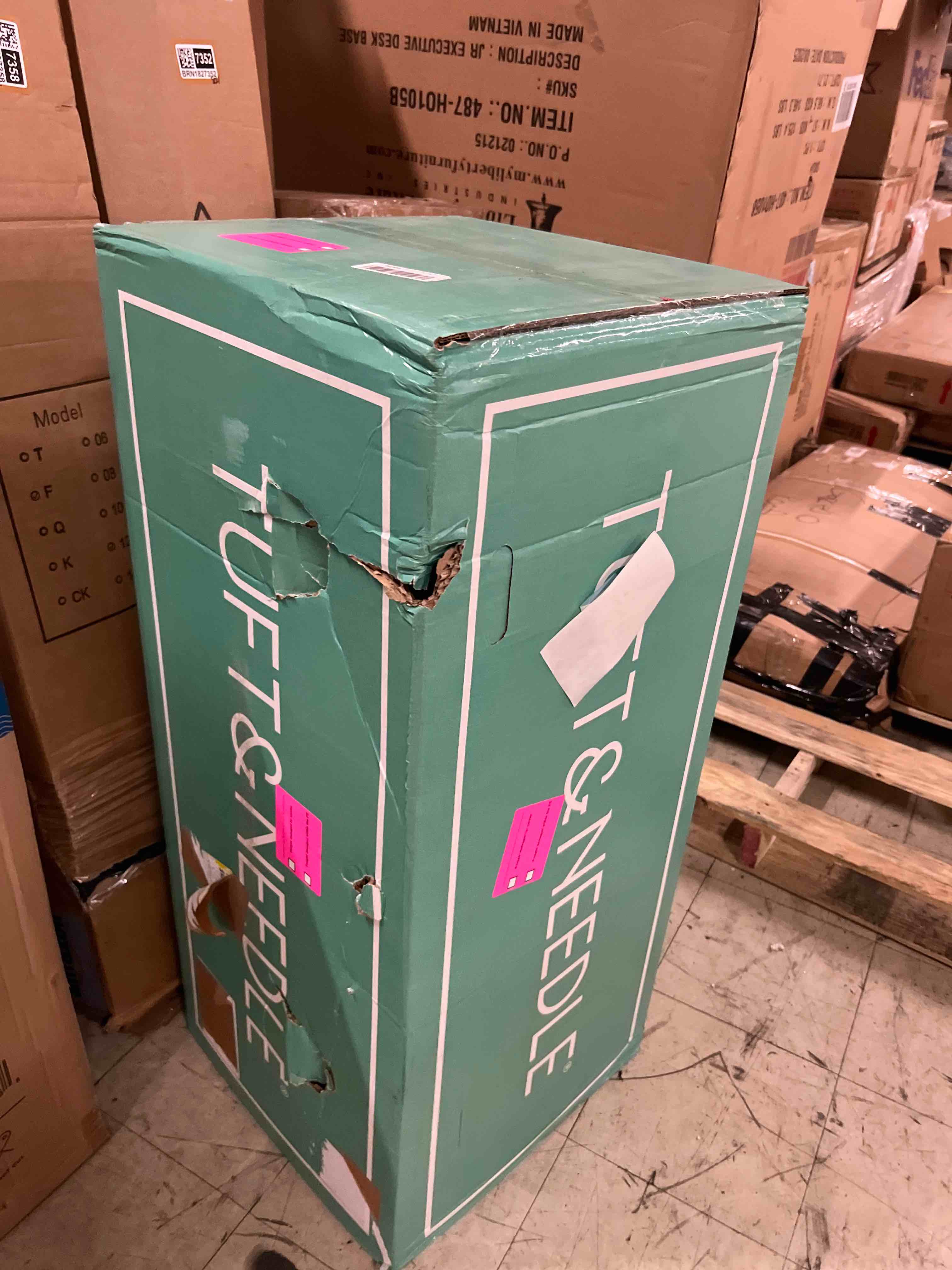 https://s3.amazonaws.com/lotting-images-prod/phillipi/TEA1813909_1778182560414.jpeg
