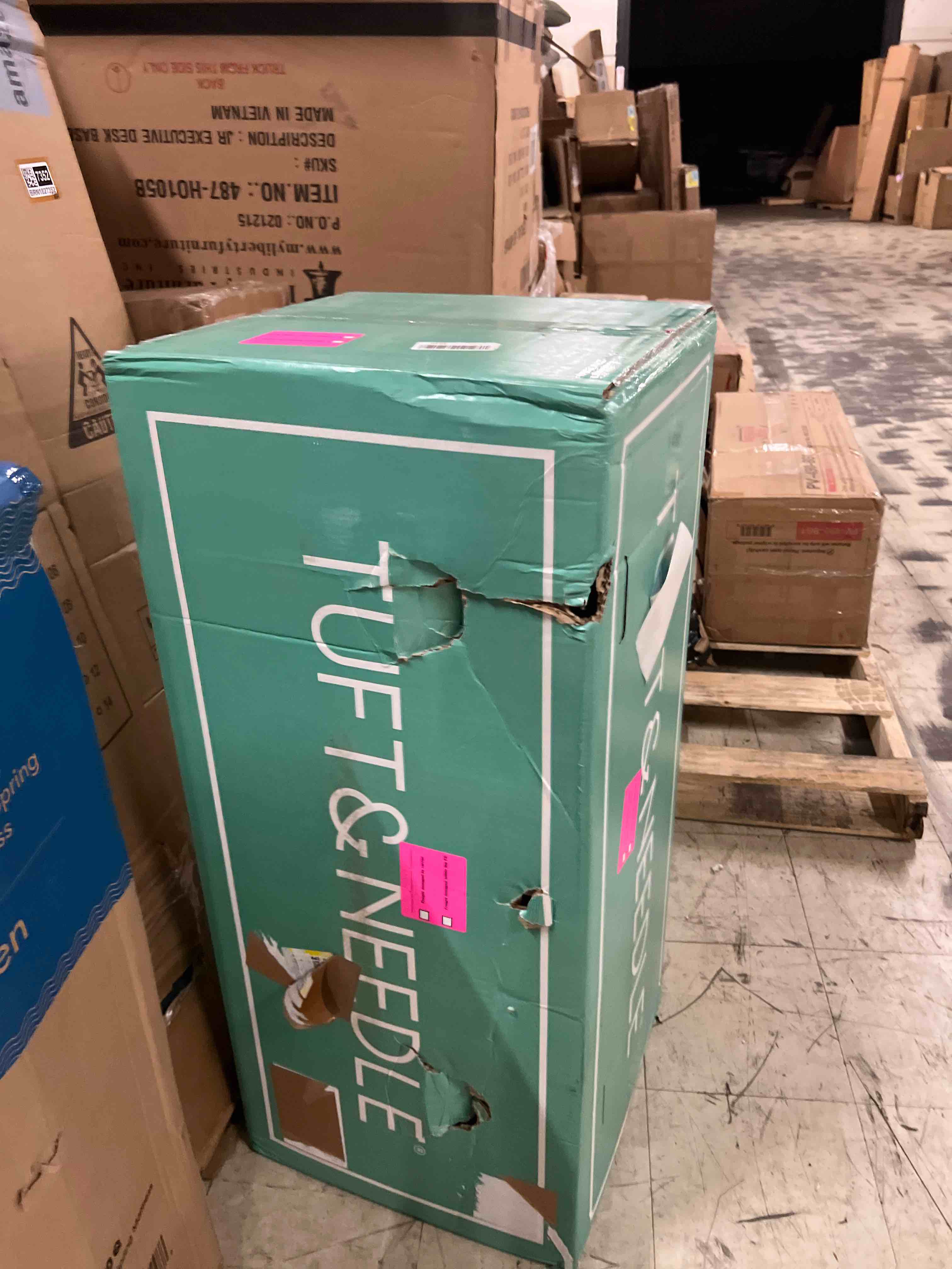 https://s3.amazonaws.com/lotting-images-prod/phillipi/TEA1813909_1778182561424.jpeg