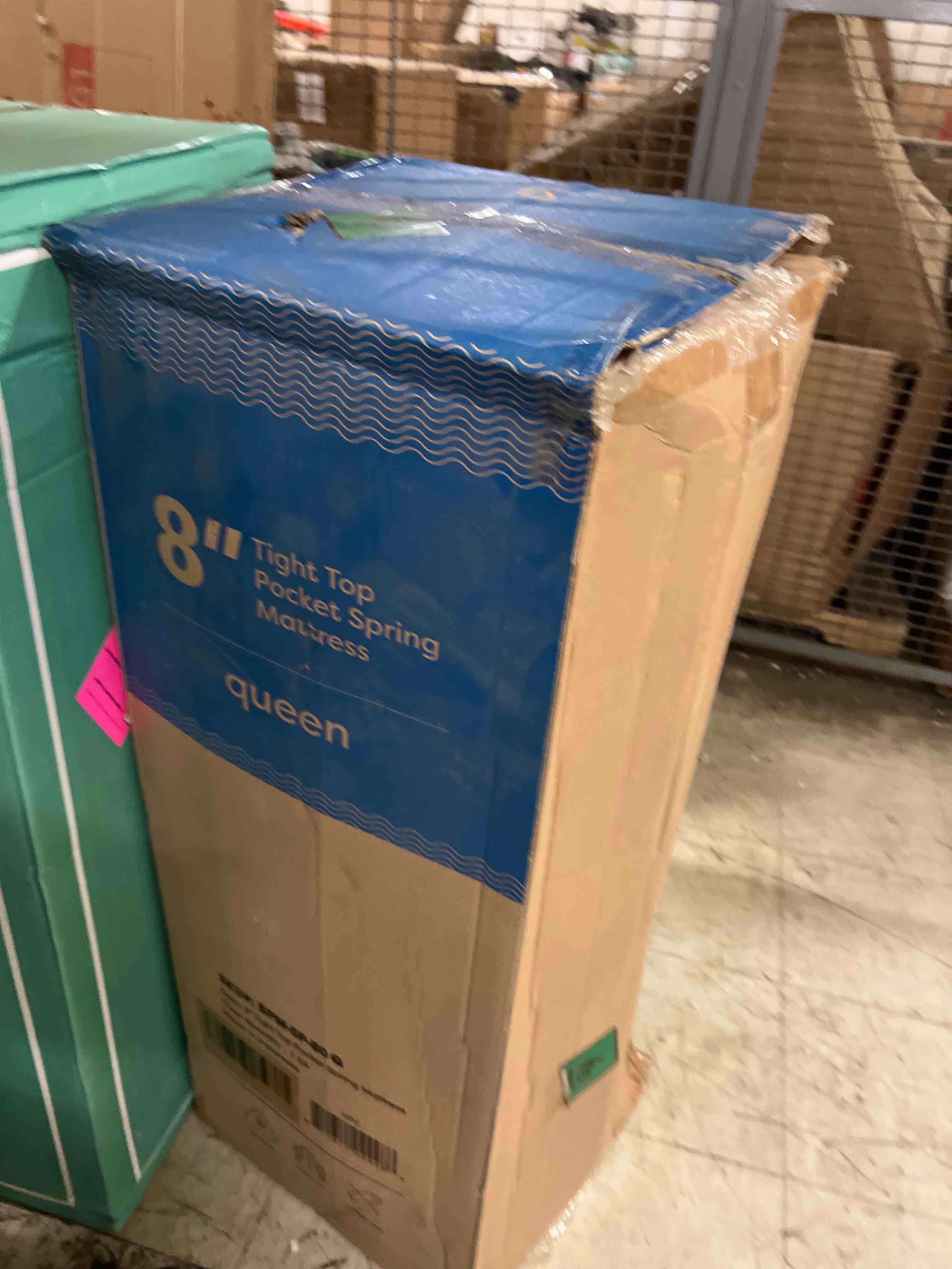 https://s3.amazonaws.com/lotting-images-prod/phillipi/TEA1813912_1778182271820.jpeg