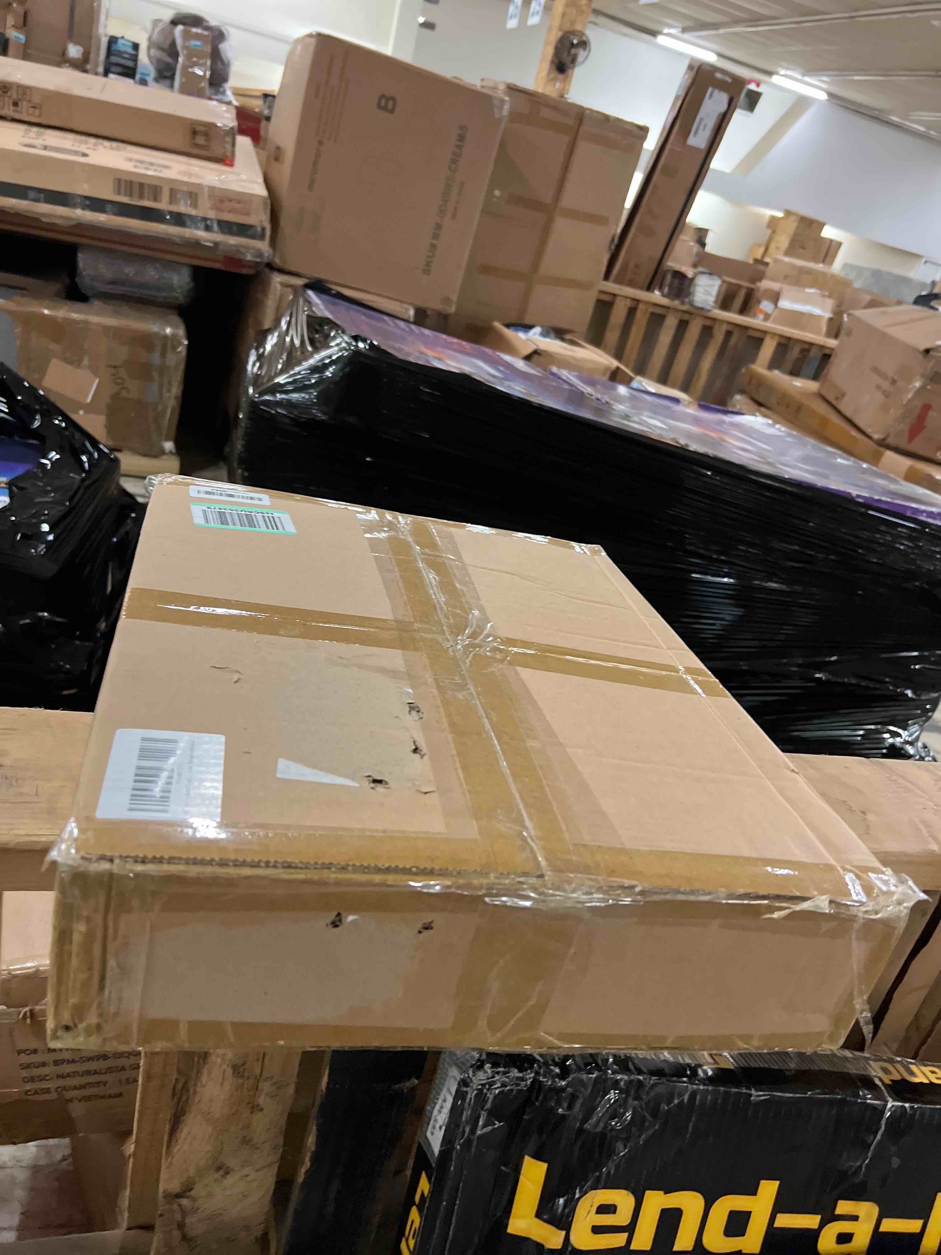 https://s3.amazonaws.com/lotting-images-prod/phillipi/TEA1814015_1778511977575.jpeg