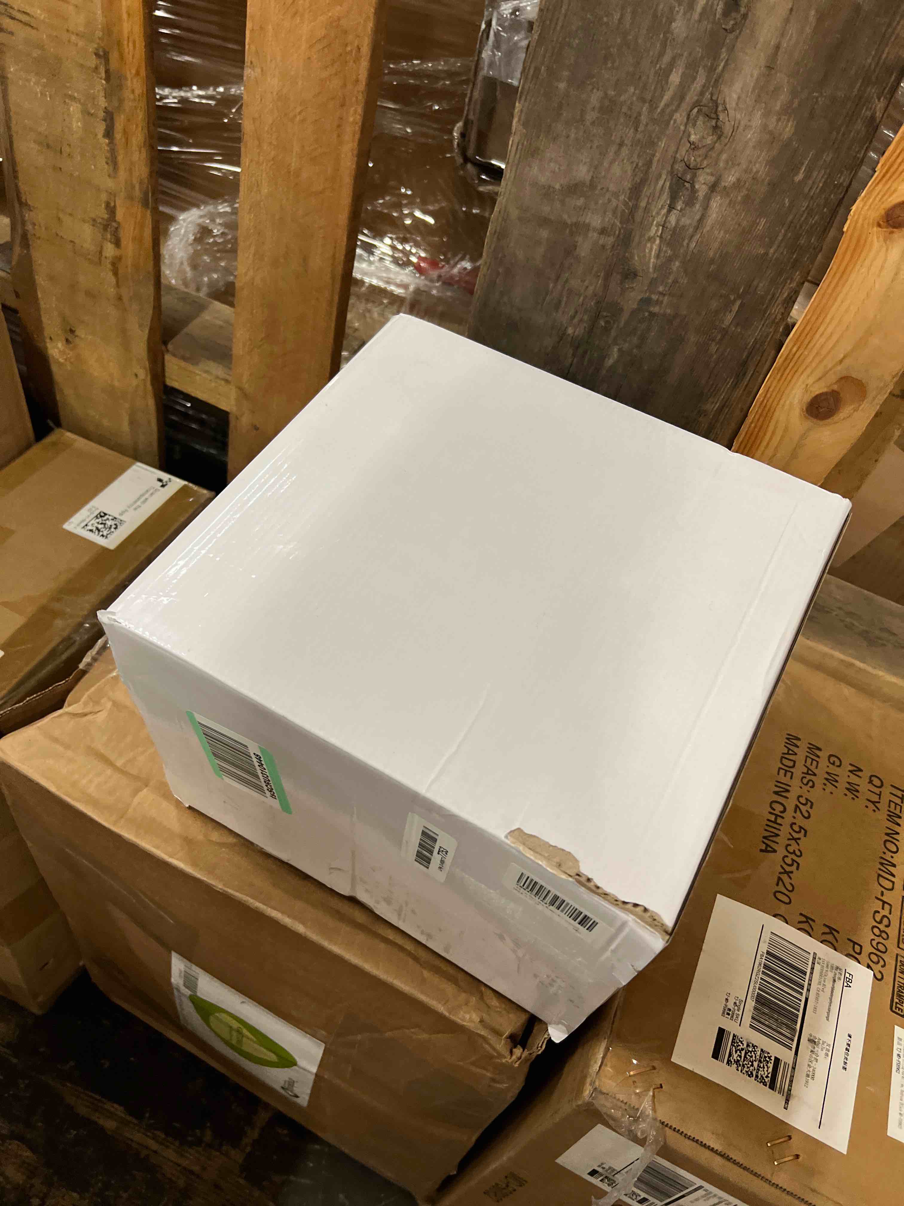 Condition photo showing New/Like New for tpe car start stop system bci group26 lifepo4 lithium-ion battery 12.8v 800a lightweight high performance battery level display left negative right positive group26 buttons