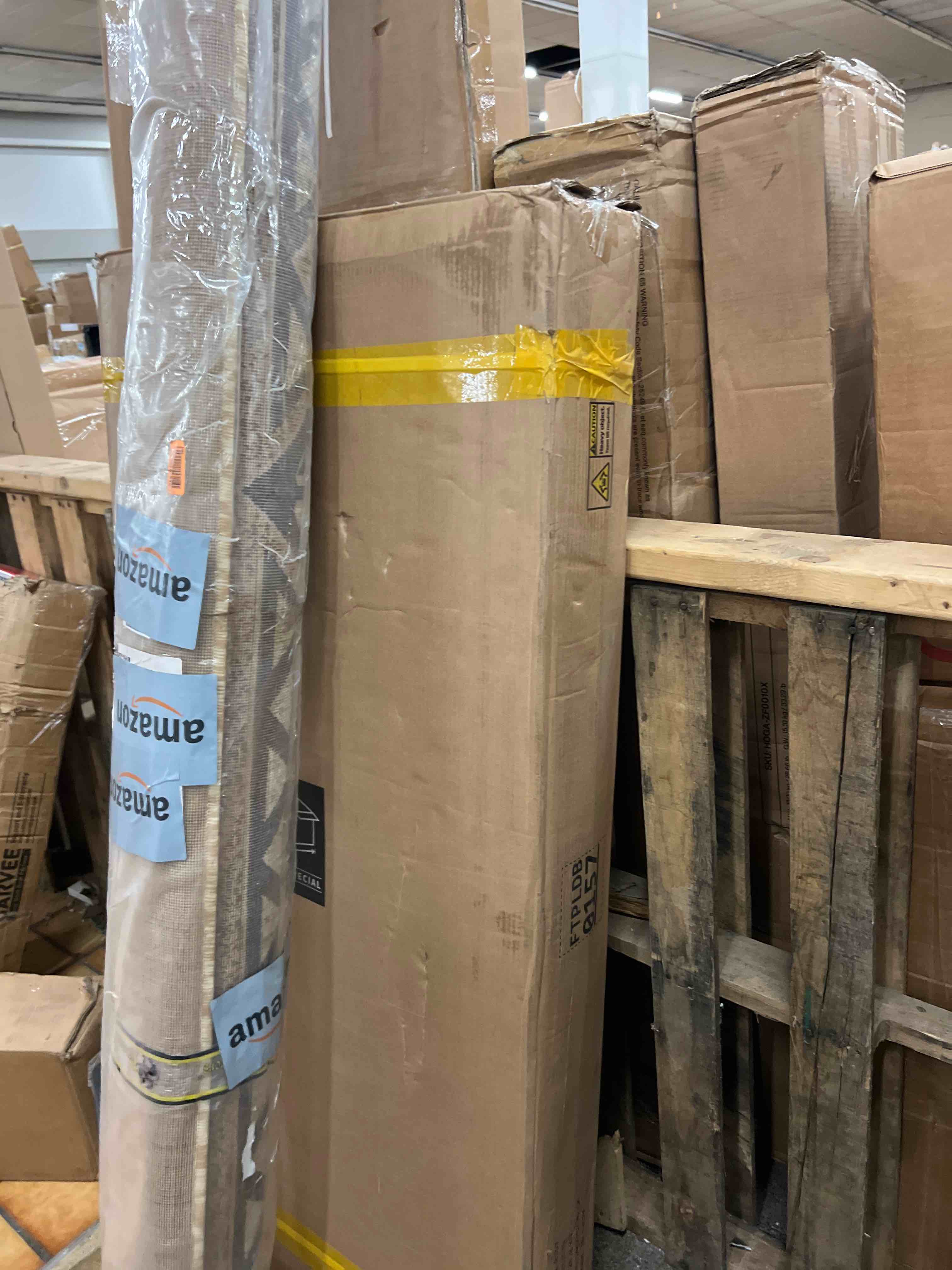 https://s3.amazonaws.com/lotting-images-prod/phillipi/TEA1814290_1779304358775.jpeg
