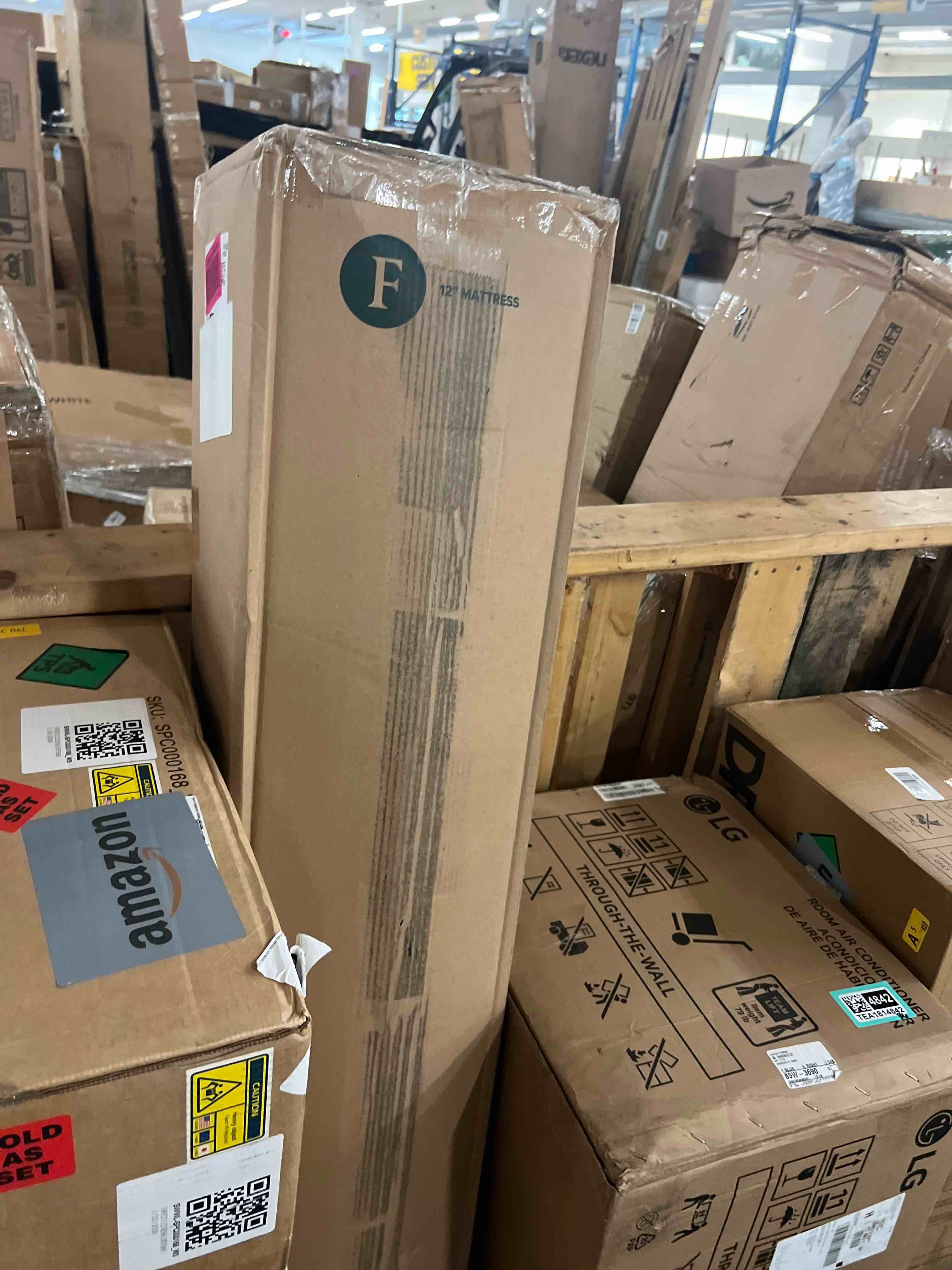 Condition photo showing New/Like New for zinus green tea memory foam mattress 12 inch, pressure-relieving comfort & full-body support, naturally fresh, medium firm feel, certipur-us & oeko-tex certified safe materials, full