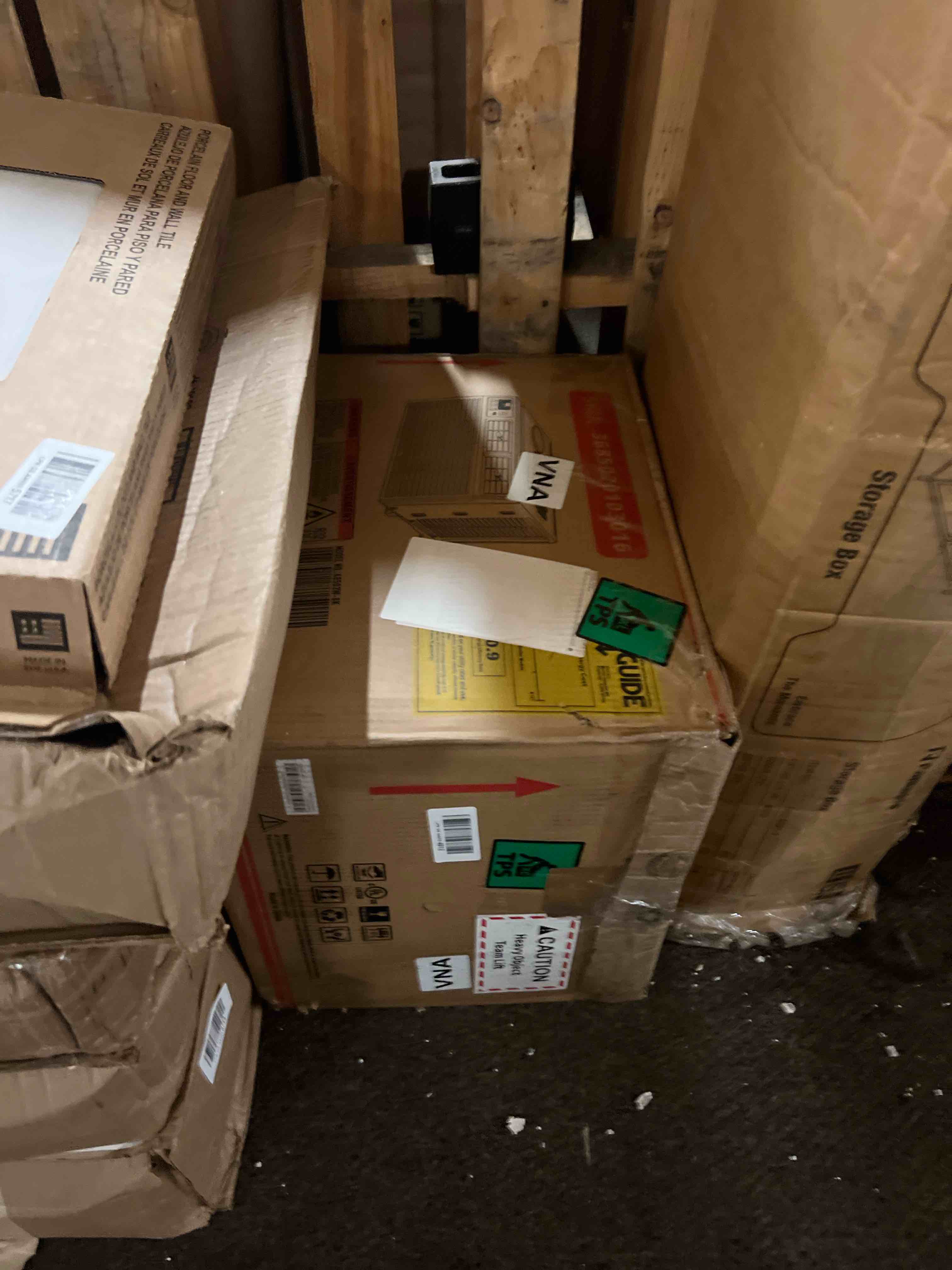 Condition photo showing New/Like New for antarctic star 8,000 btu window air conditioner, window ac unit, cools rooms up to 350 sq.ft., 6 in 1 modes air conditioner window unit with remote control, easy to install, energy saving, white