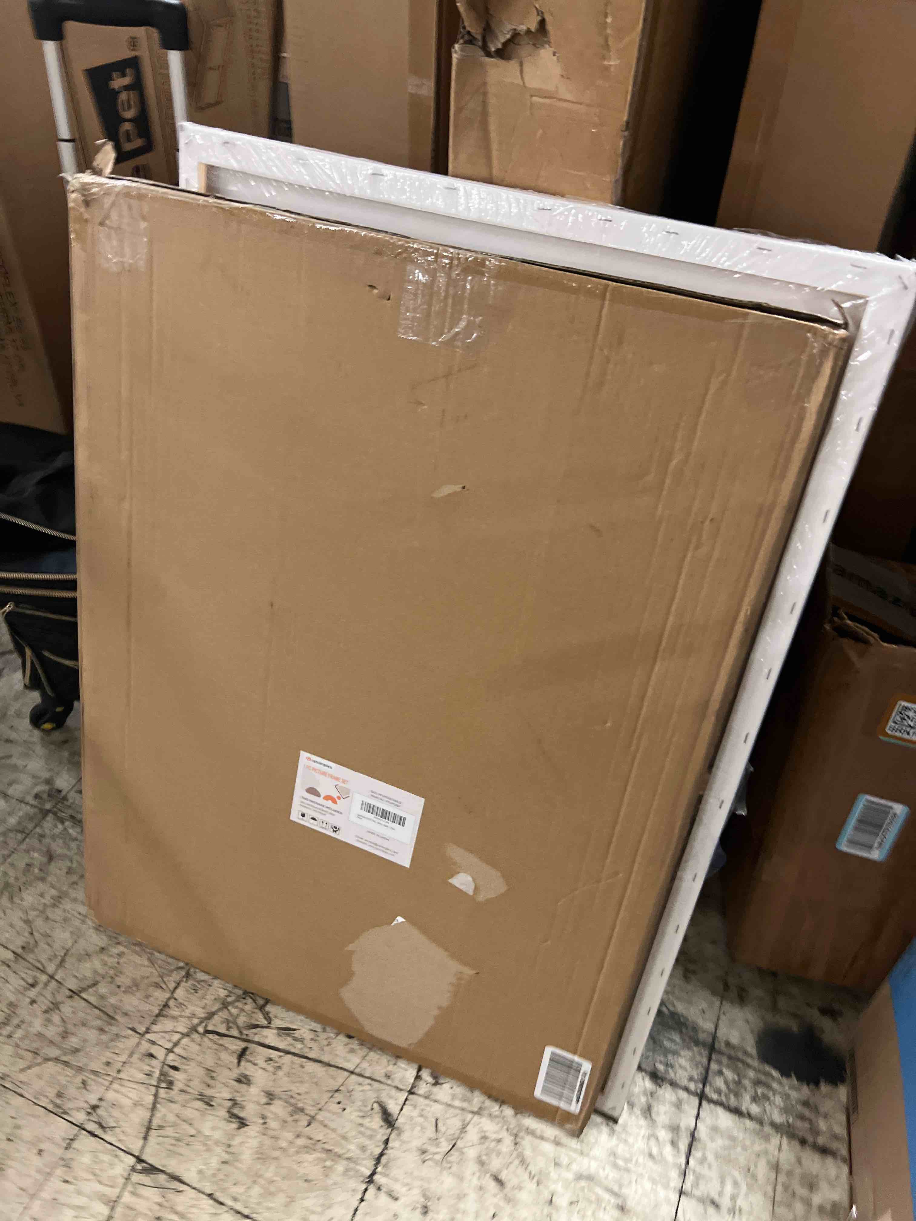 Condition photo showing New/Like New for upsimples 24x32 poster frame, display pictures 20x28 with mat or 24 x 32 without, wall hanging picture frames, black, 1 pack black 24x32