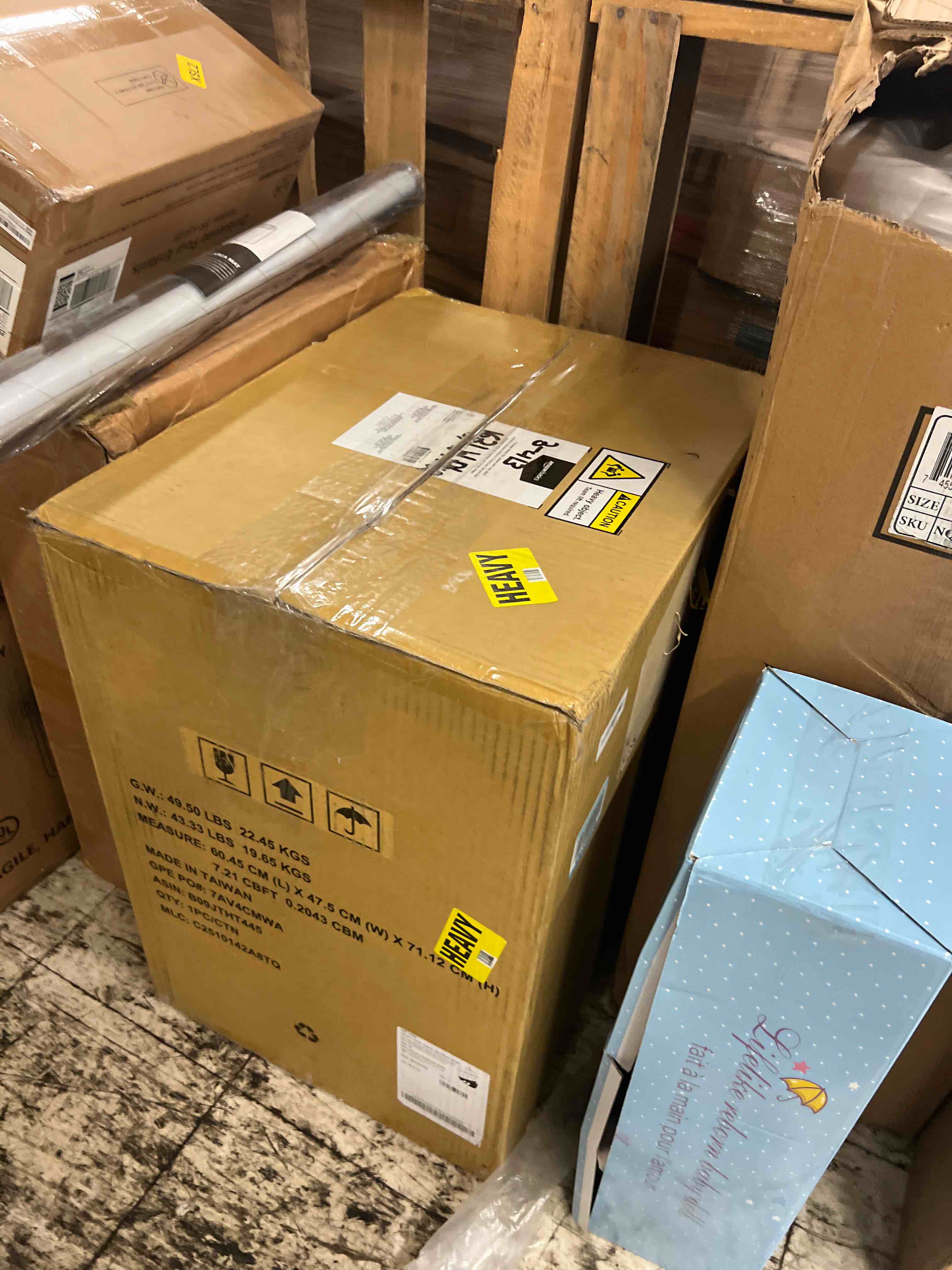 Condition photo showing New/Like New for amazon basics 3 drawer mobile file cabinet with lock, black, 20.71" d x 15.51" w x 24.29" h