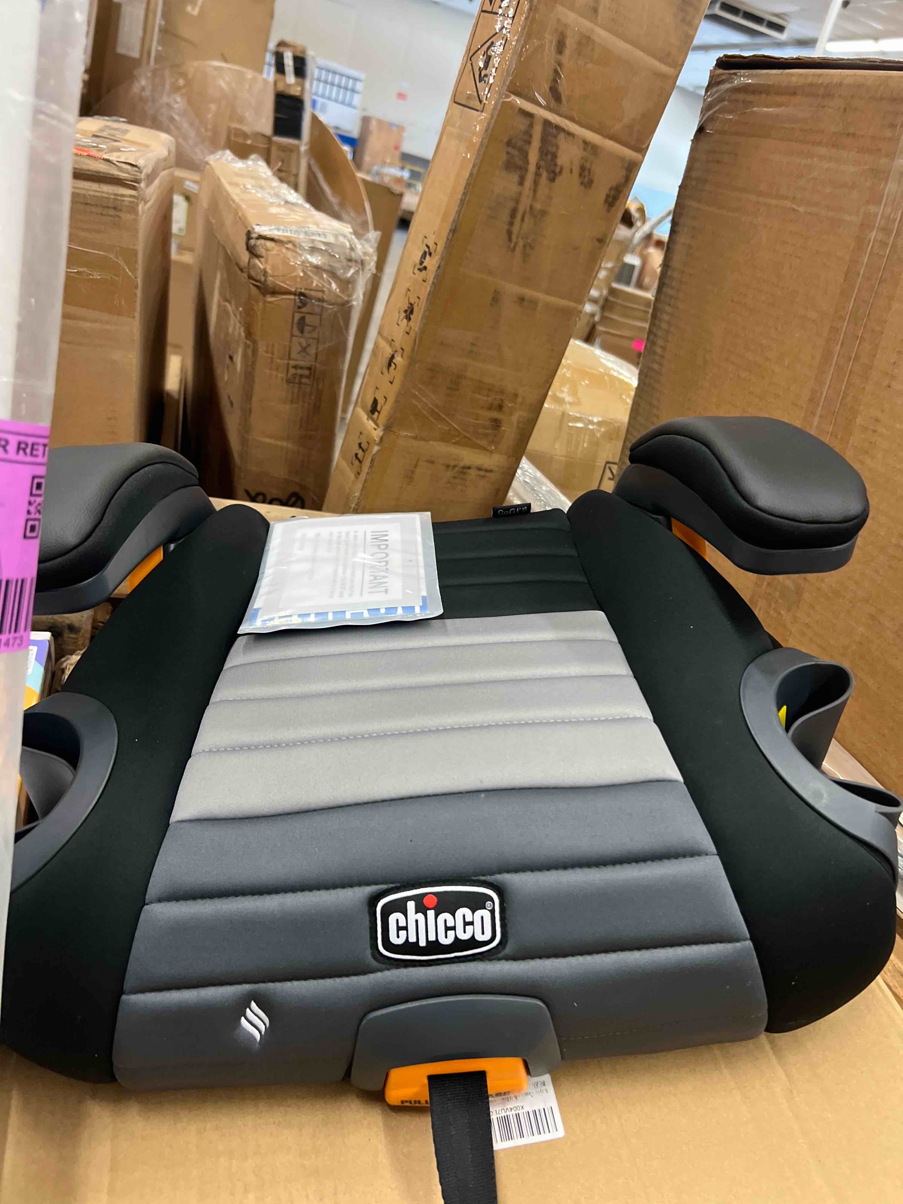 Condition photo showing New/Like New for chicco gofit cleartex plus backless booster car seat, latch attachment, quick-release latch removal, portable car booster seat for children at least 4 years old and 40-110 lbs | obsidian/black