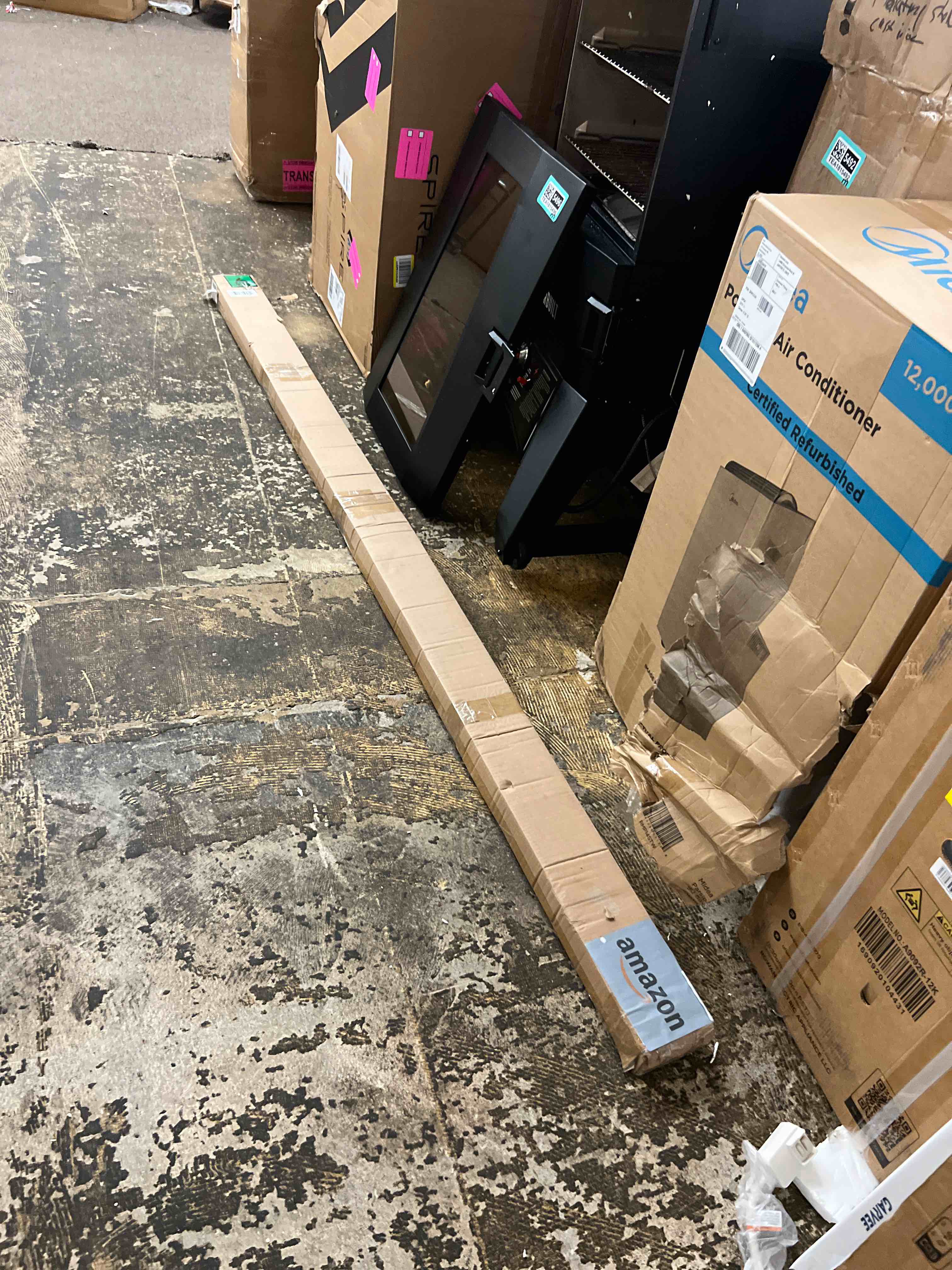 Condition photo showing New/Like New for antlux 110w 8ft led wraparound ultra slim strip lights, 12600 lumens, 5000k, 8 foot led garage warehouse light, no glare, flush mount office ceiling lighting fixture, fluorescent tube replacement