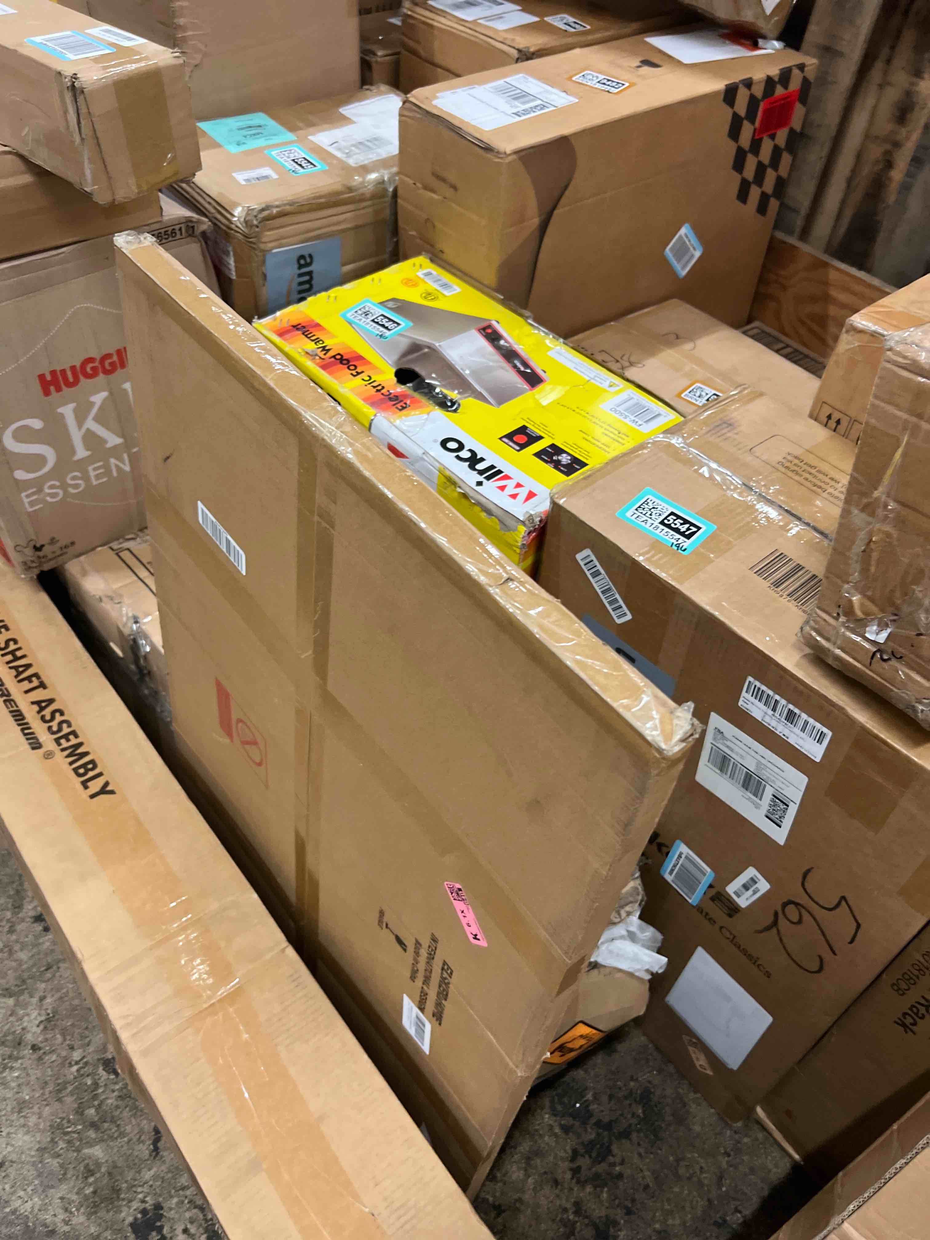 Condition photo showing New/Like New for elsker&home 22.375 x 34 poster frame 3 pack, black picture frame for horizontal or vertical wall mounting, sturdy and scratch-proof black 22.375 x 34