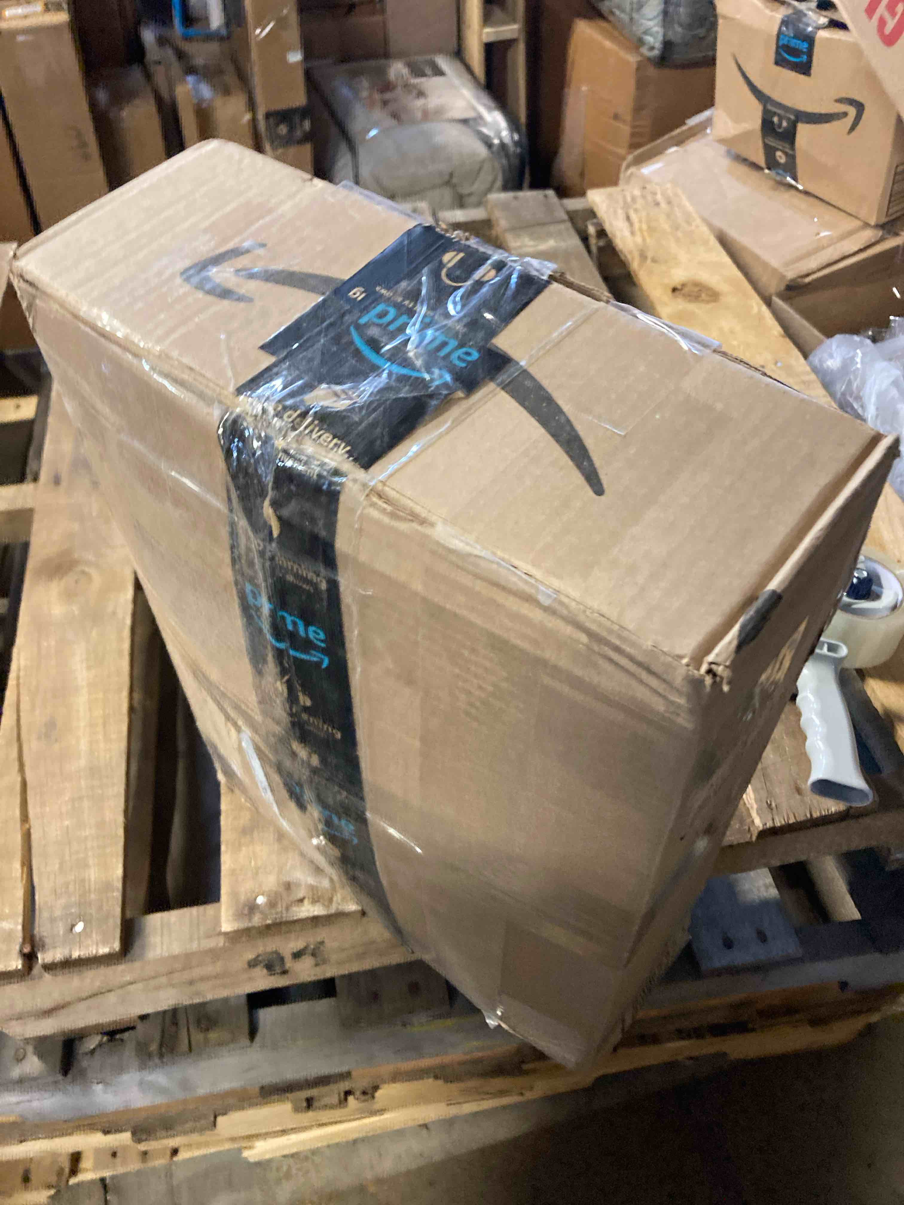 https://s3.amazonaws.com/lotting-images-prod/phillipi/TEA2224122_1742410085562.jpeg