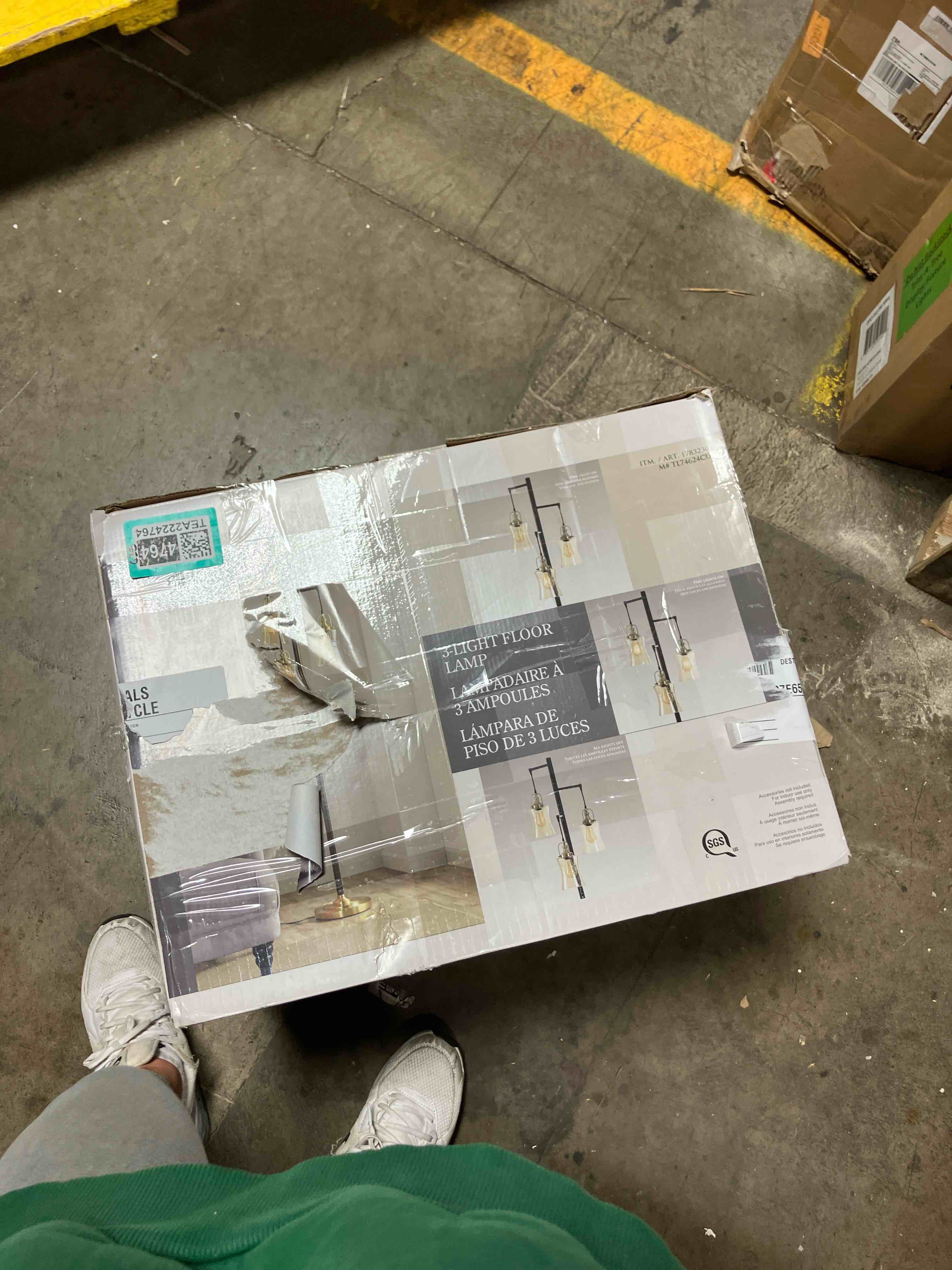 https://s3.amazonaws.com/lotting-images-prod/phillipi/TEA2224764_1745609538460.jpeg