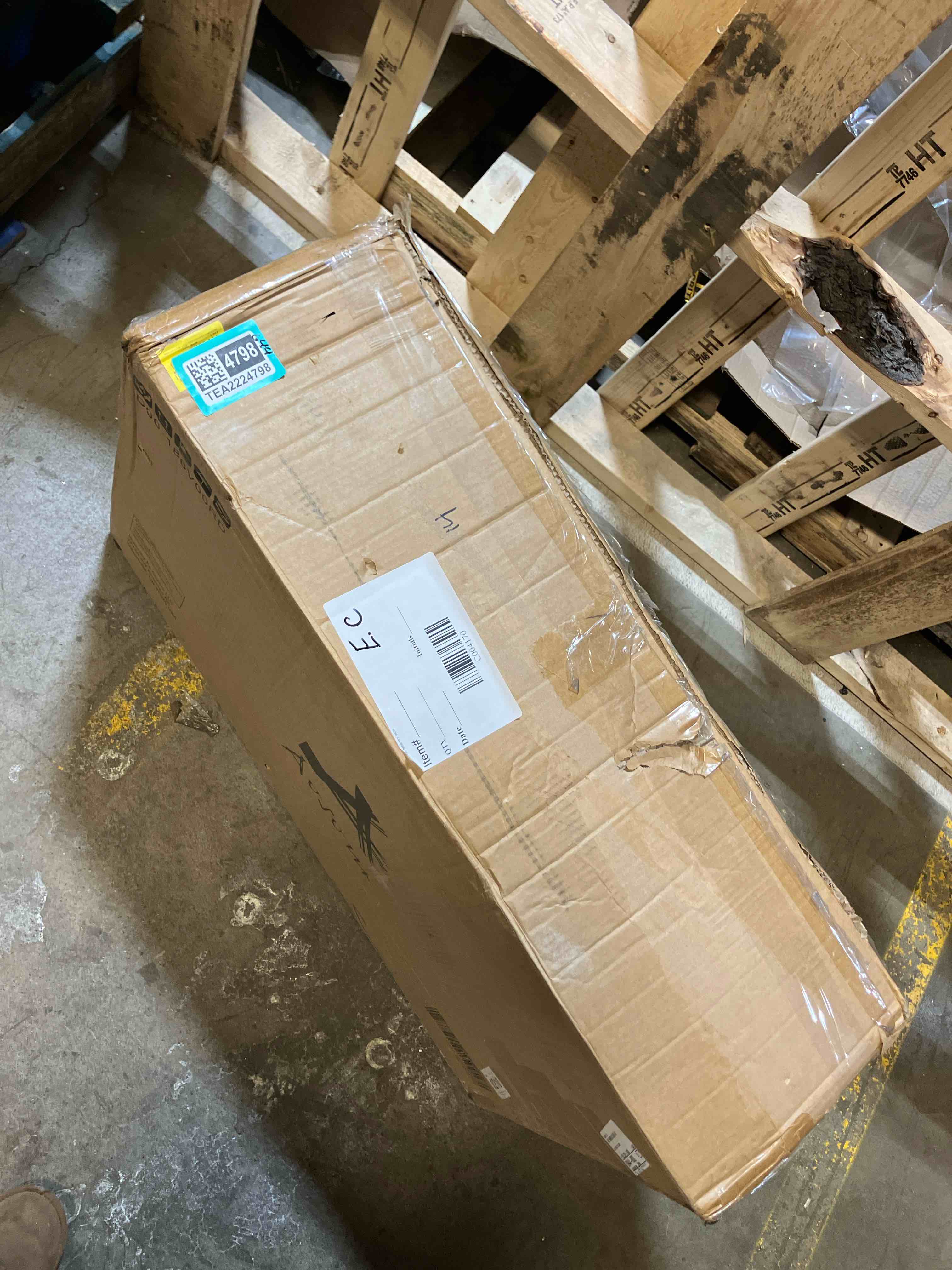 https://s3.amazonaws.com/lotting-images-prod/phillipi/TEA2224798_1745862393785.jpeg