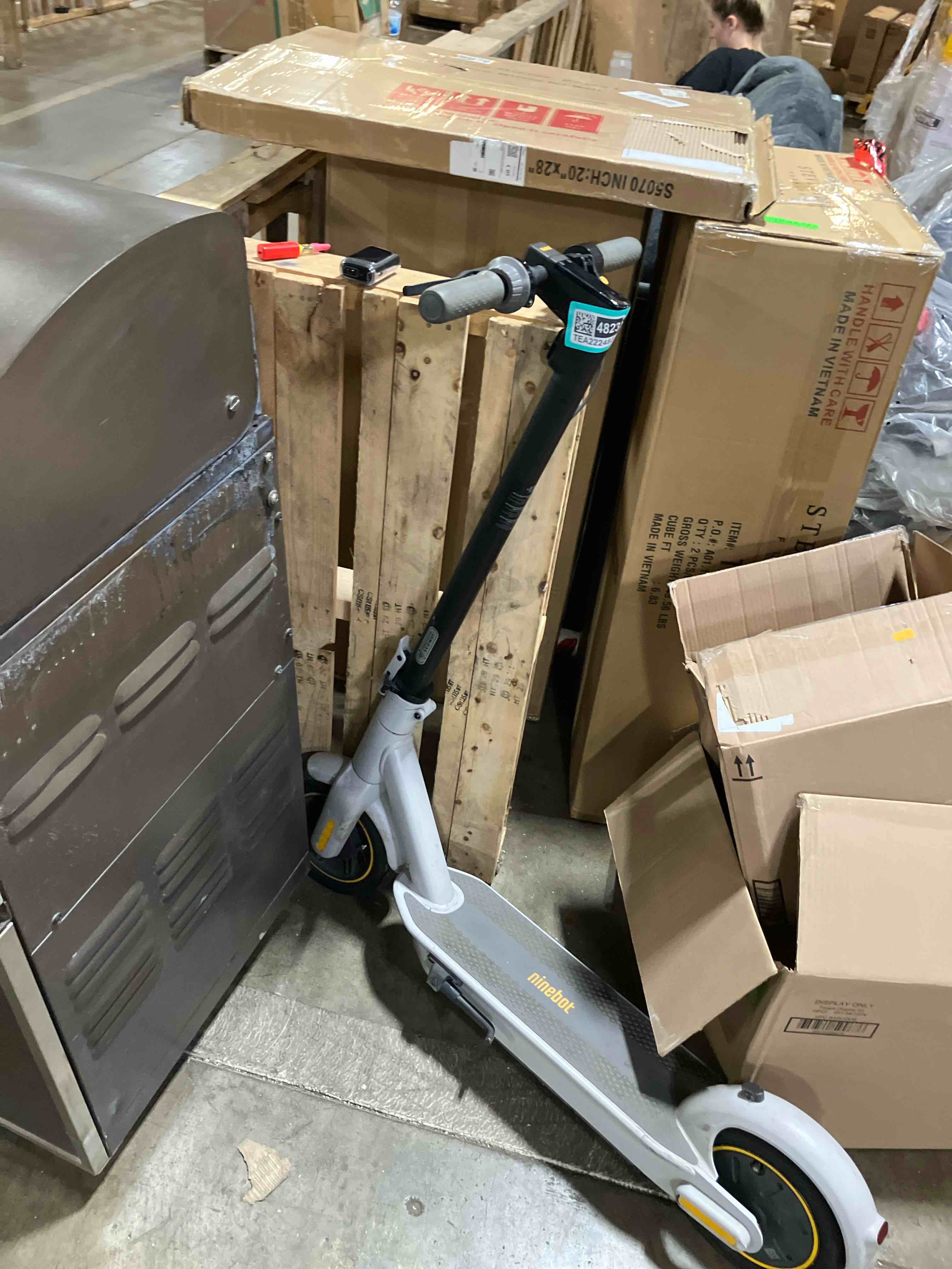 https://s3.amazonaws.com/lotting-images-prod/phillipi/TEA2224823_1745869733760.jpeg