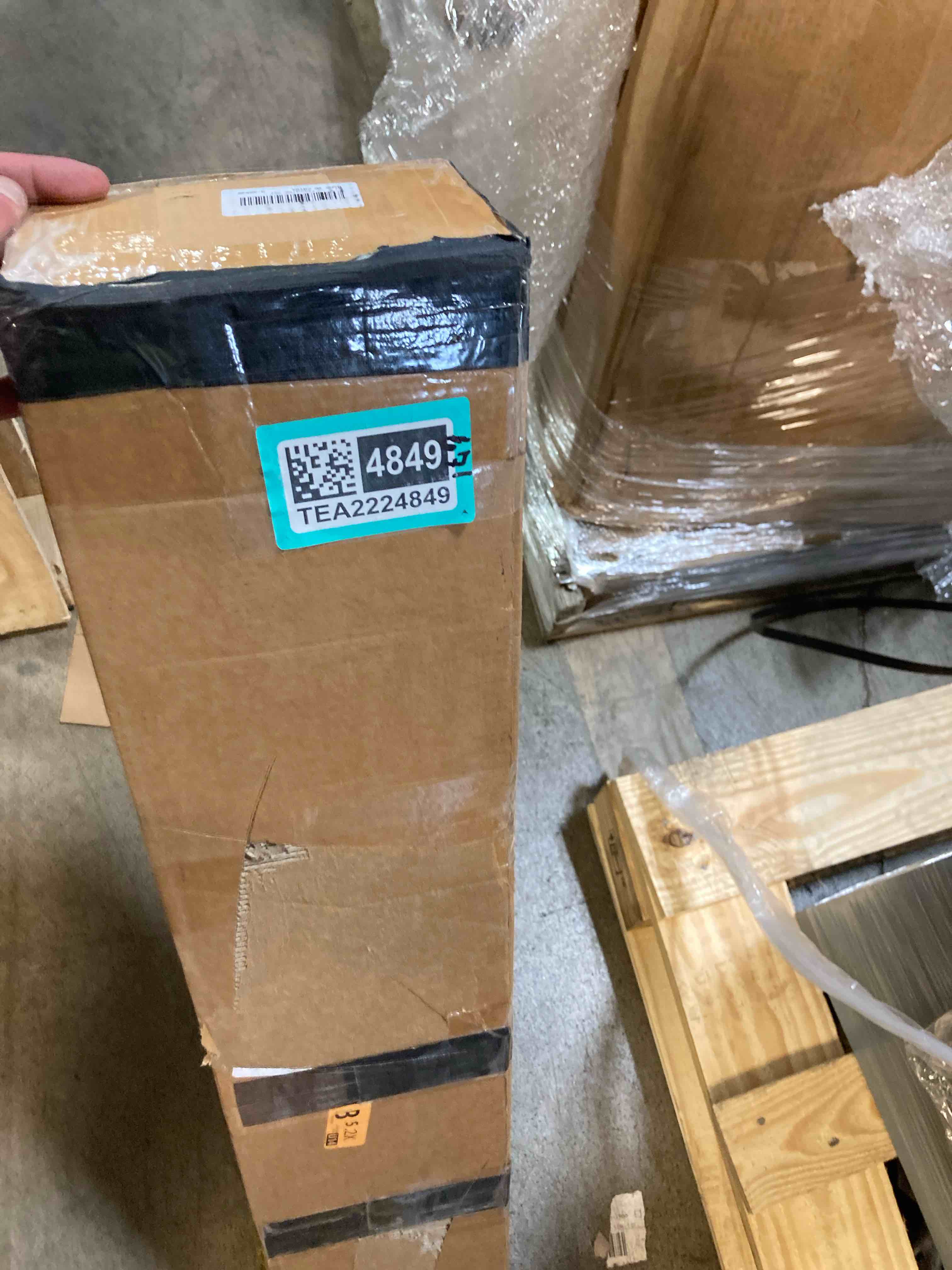 https://s3.amazonaws.com/lotting-images-prod/phillipi/TEA2224849_1746119168059.jpeg