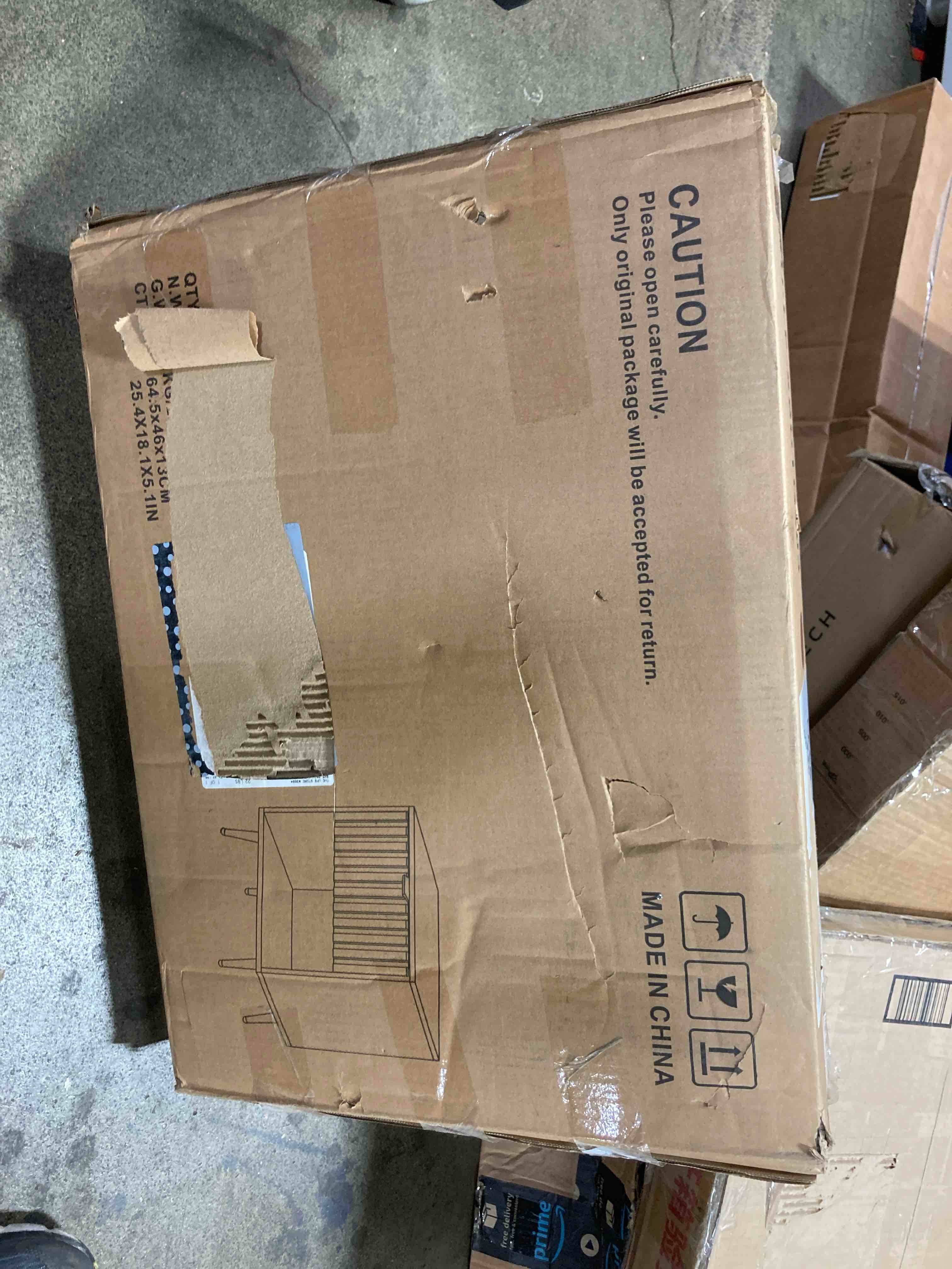 https://s3.amazonaws.com/lotting-images-prod/phillipi/TEA2224851_1746120047606.jpeg