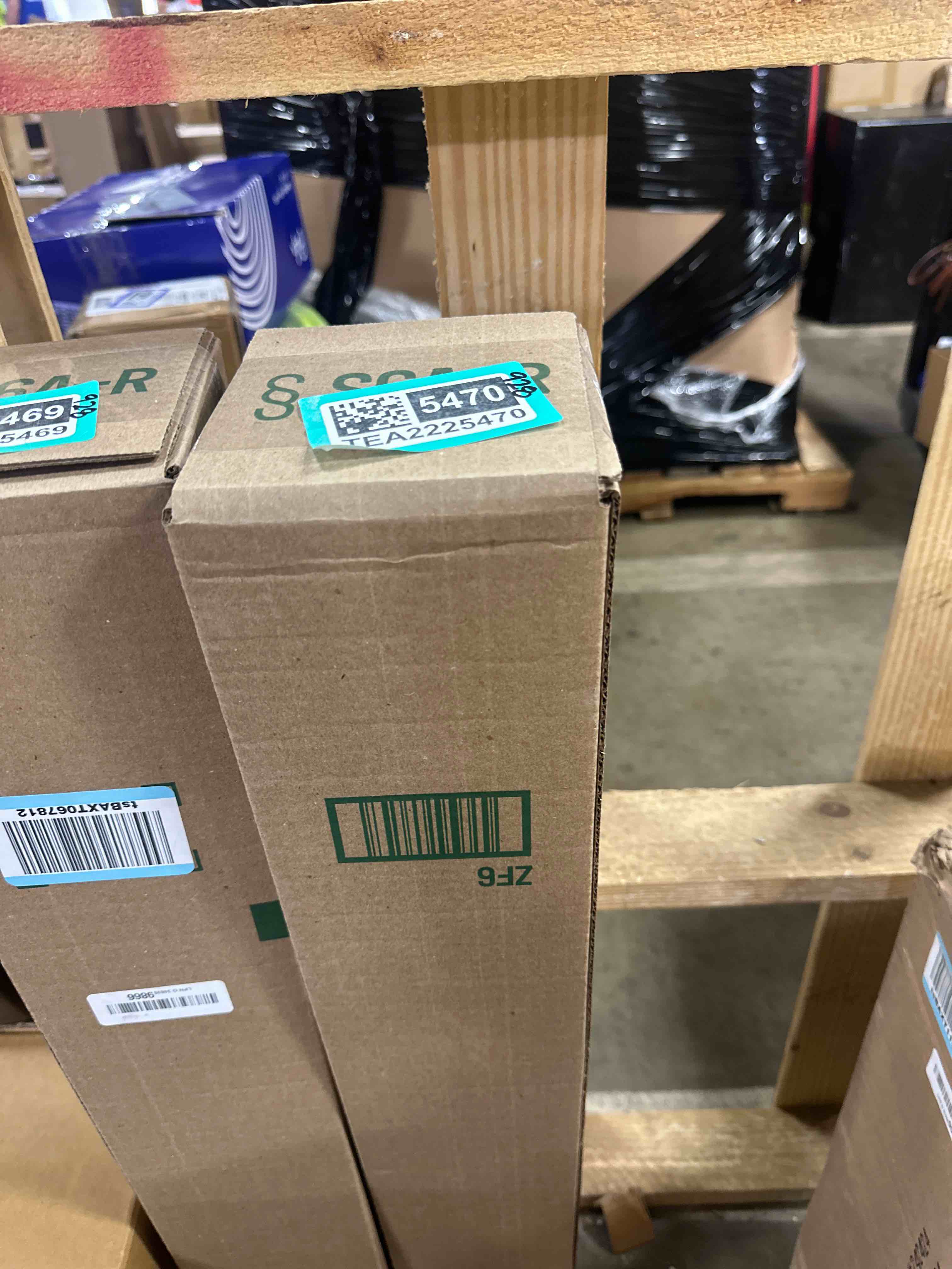 https://s3.amazonaws.com/lotting-images-prod/phillipi/TEA2225470_1750175821767.jpeg
