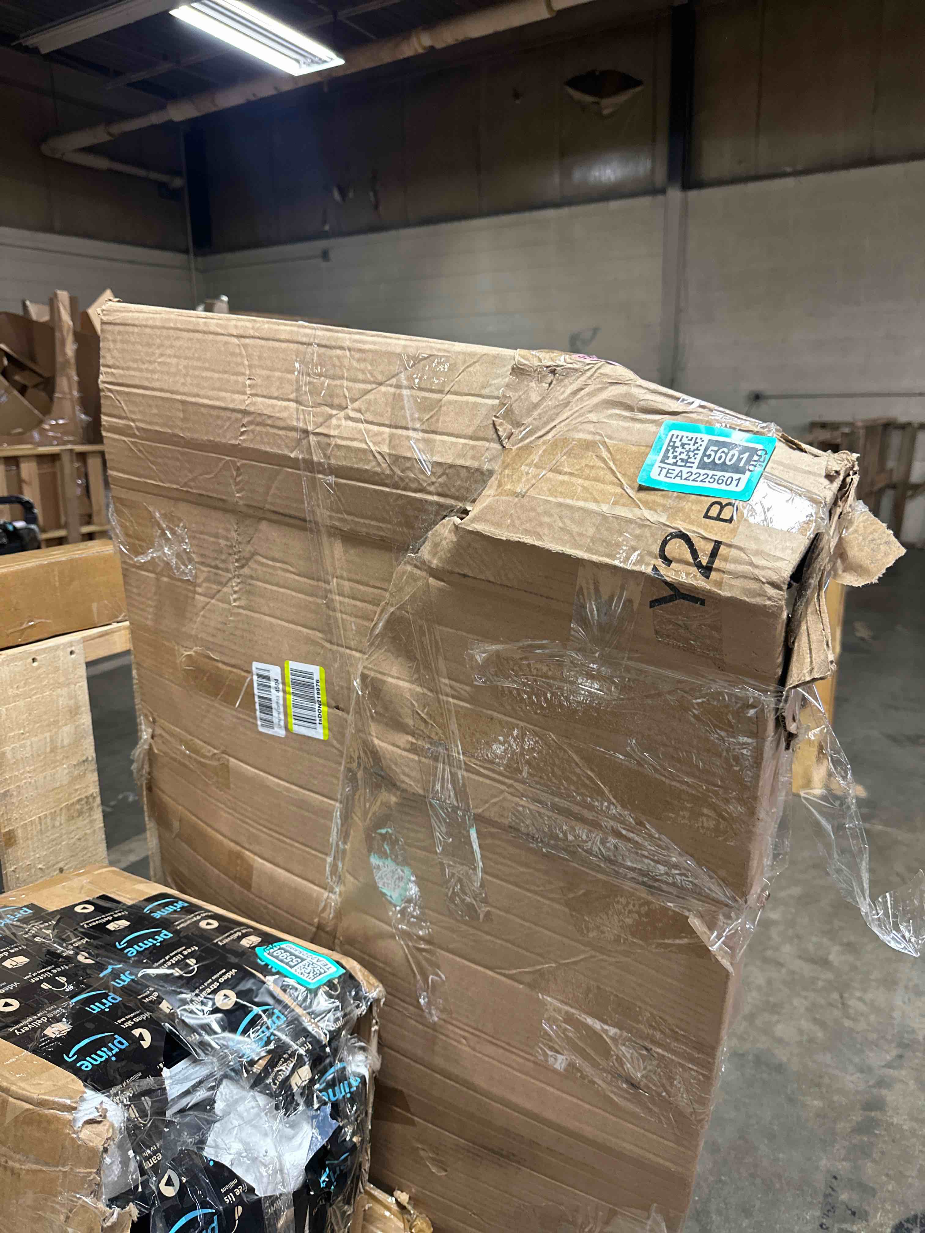 https://s3.amazonaws.com/lotting-images-prod/phillipi/TEA2225601_1752072559648.jpeg