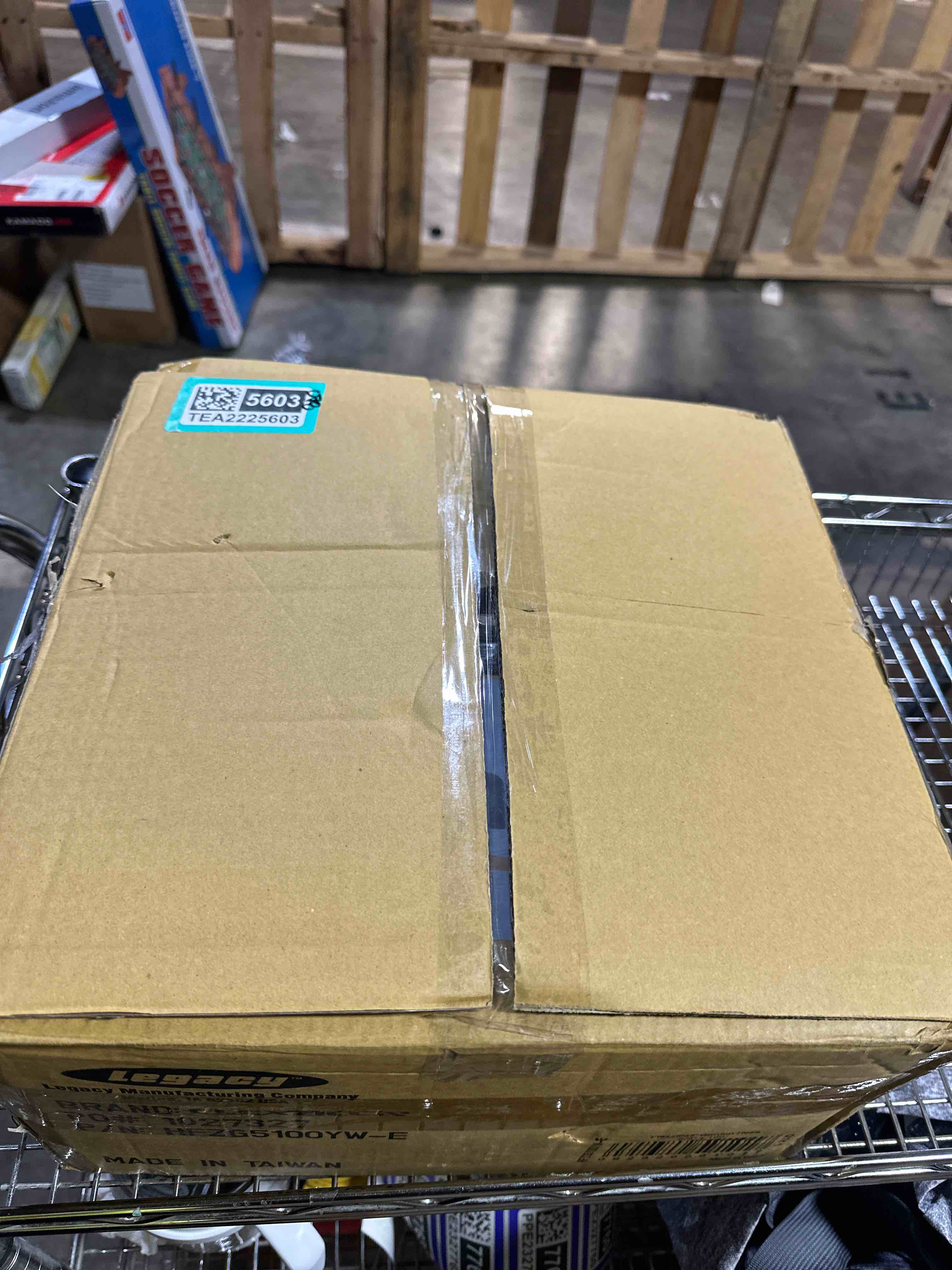 https://s3.amazonaws.com/lotting-images-prod/phillipi/TEA2225603_1752158889143.jpeg