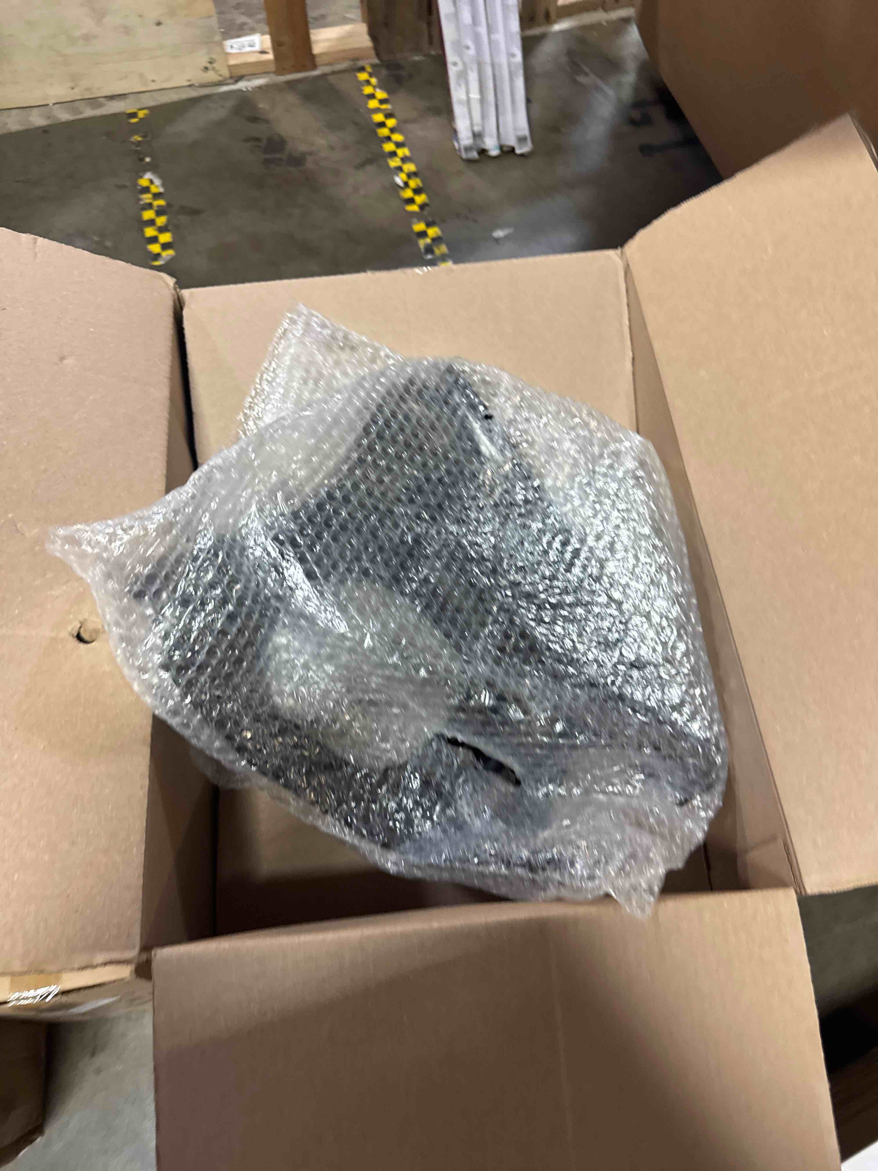 https://s3.amazonaws.com/lotting-images-prod/phillipi/TEA2225644_1752240523202.jpeg
