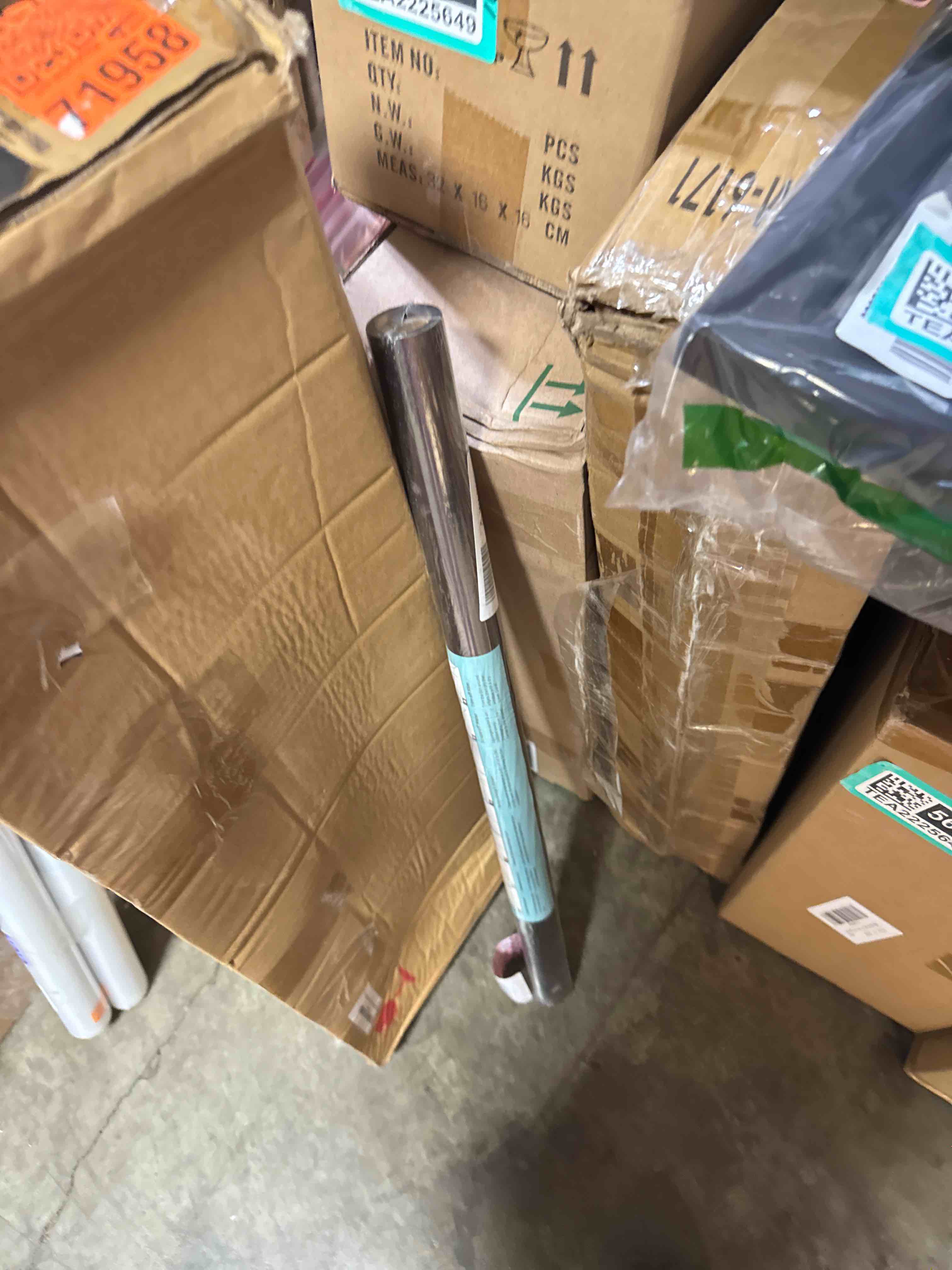 https://s3.amazonaws.com/lotting-images-prod/phillipi/TEA2225659_1752243426762.jpeg