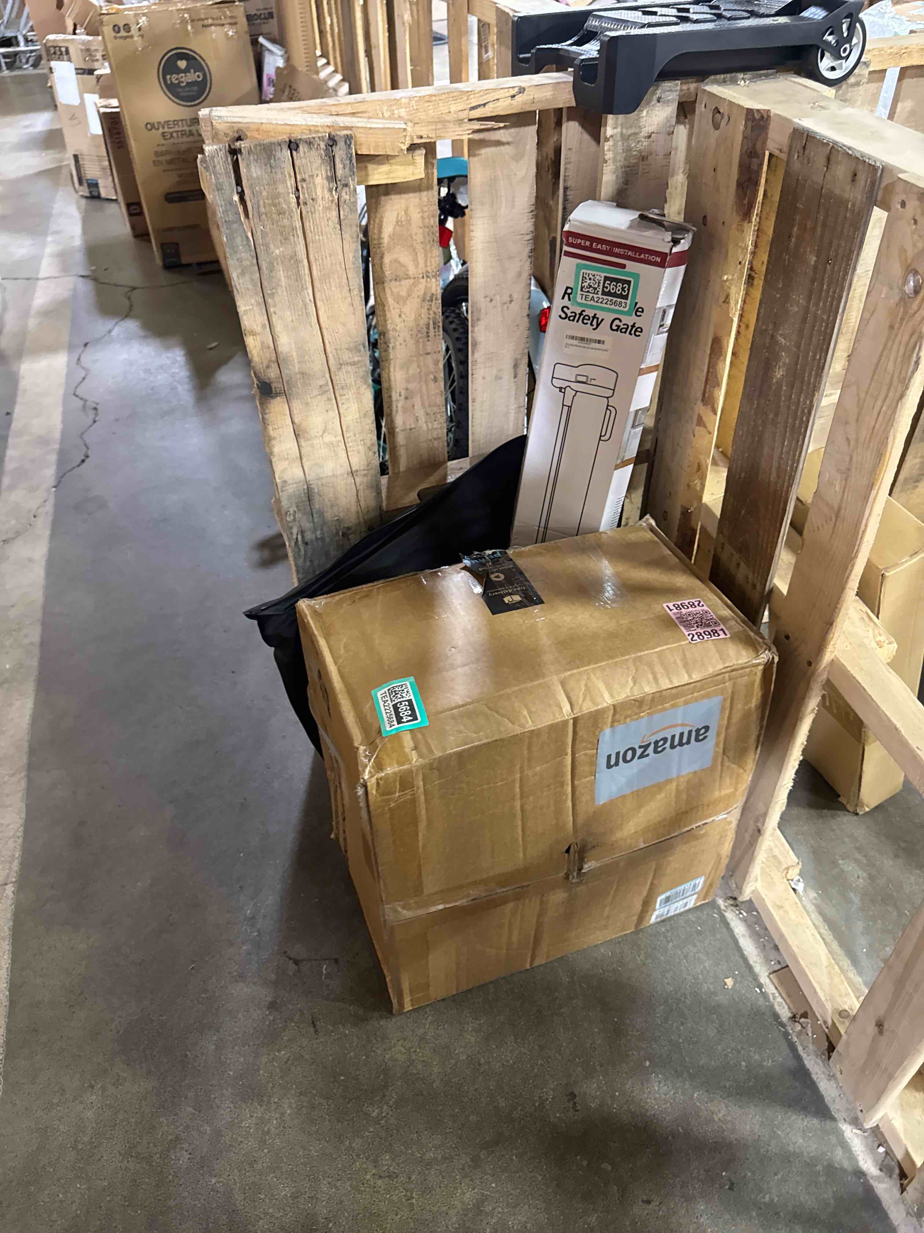 https://s3.amazonaws.com/lotting-images-prod/phillipi/TEA2225684_1752520663802.jpeg