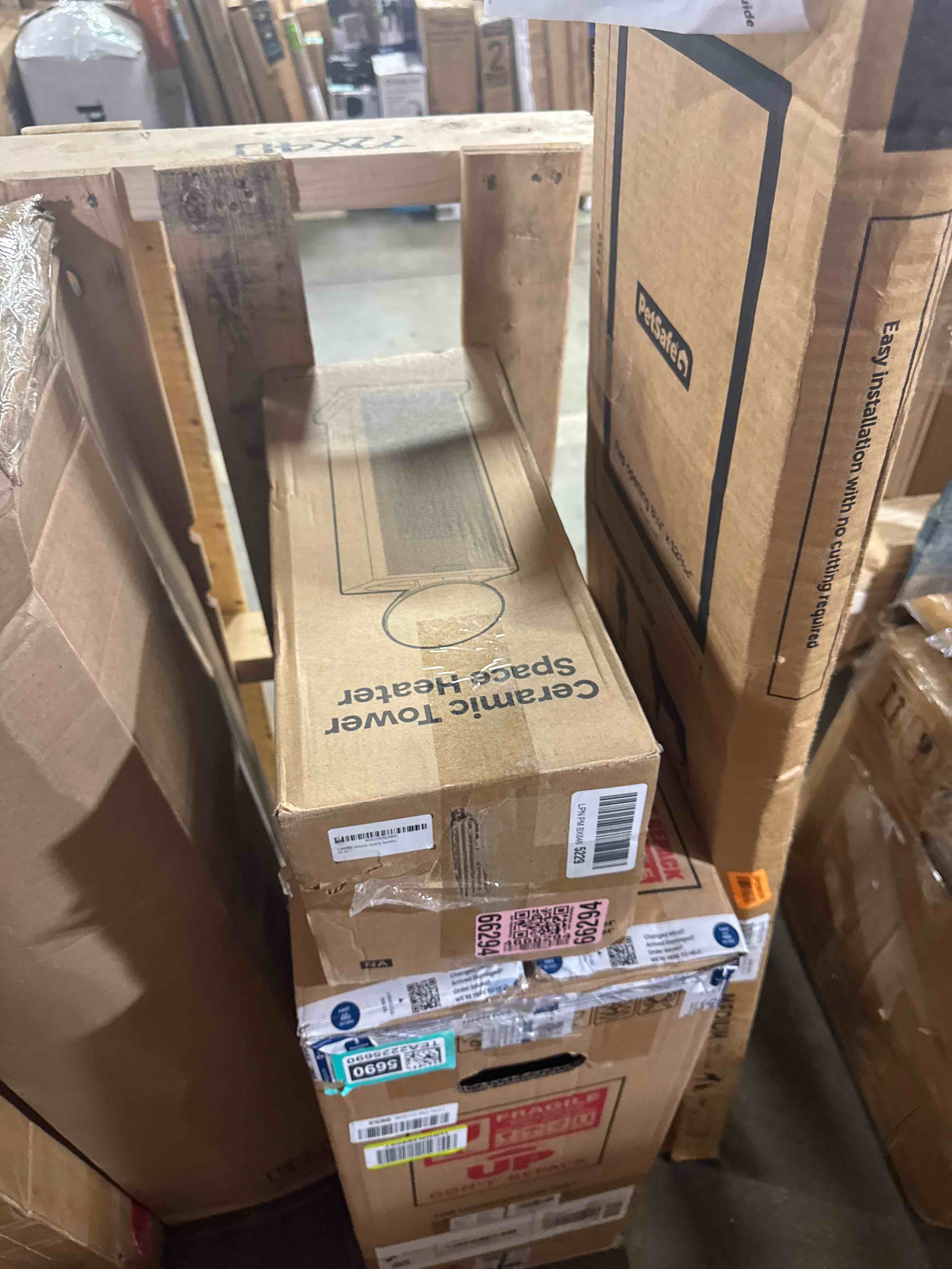 https://s3.amazonaws.com/lotting-images-prod/phillipi/TEA2225695_1752593576059.jpeg