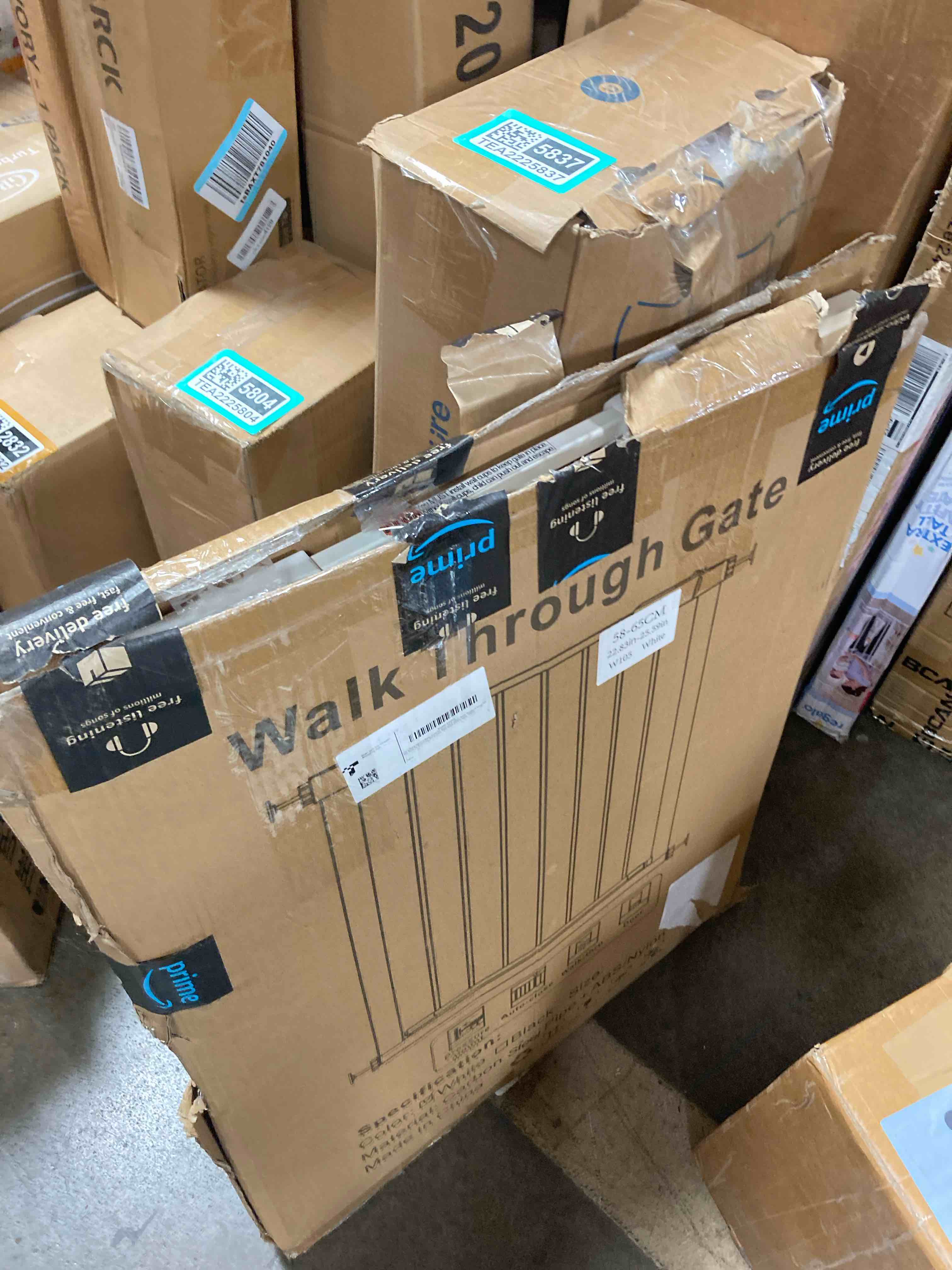 https://s3.amazonaws.com/lotting-images-prod/phillipi/TEA2225835_1754054254208.jpeg