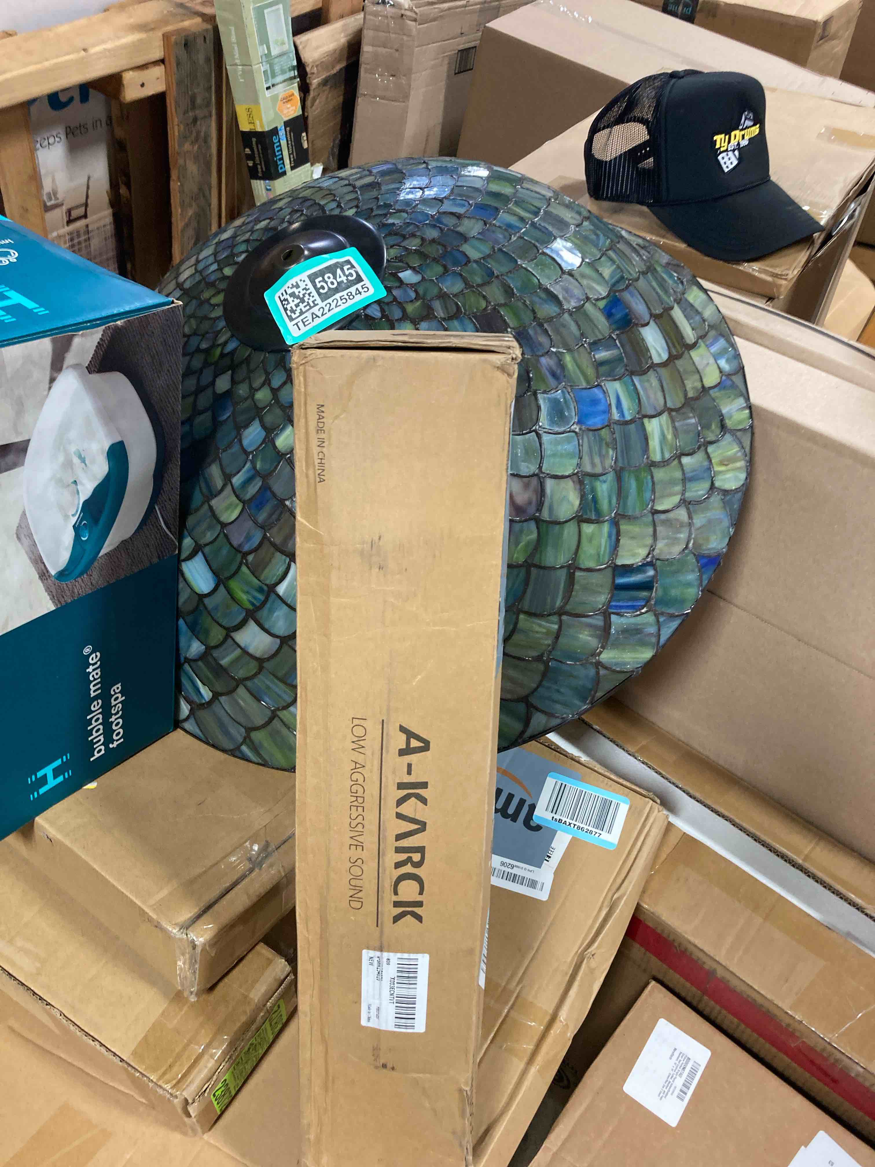 https://s3.amazonaws.com/lotting-images-prod/phillipi/TEA2225836_1754054179296.jpeg