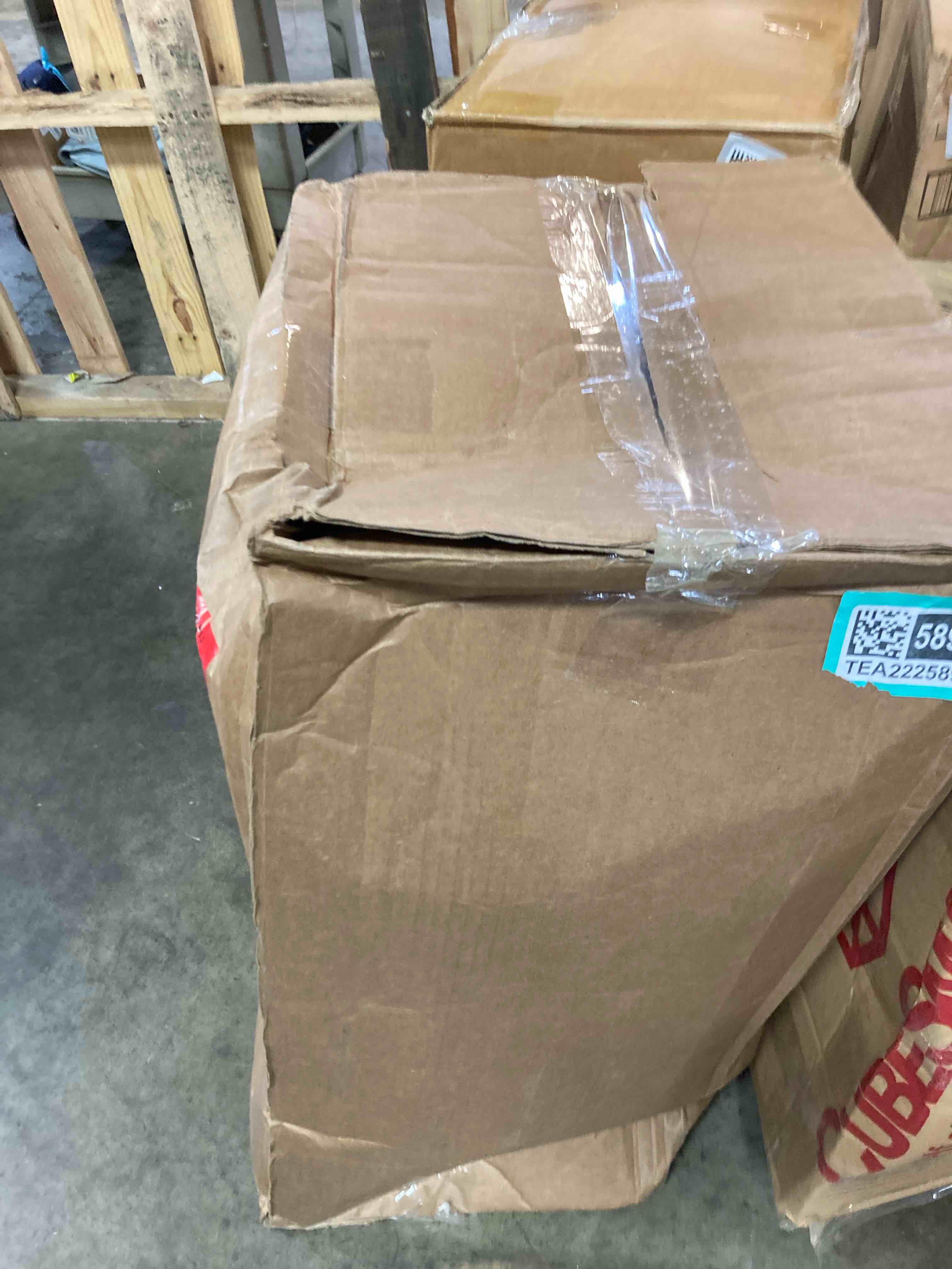 https://s3.amazonaws.com/lotting-images-prod/phillipi/TEA2225894_1753902328386.jpeg
