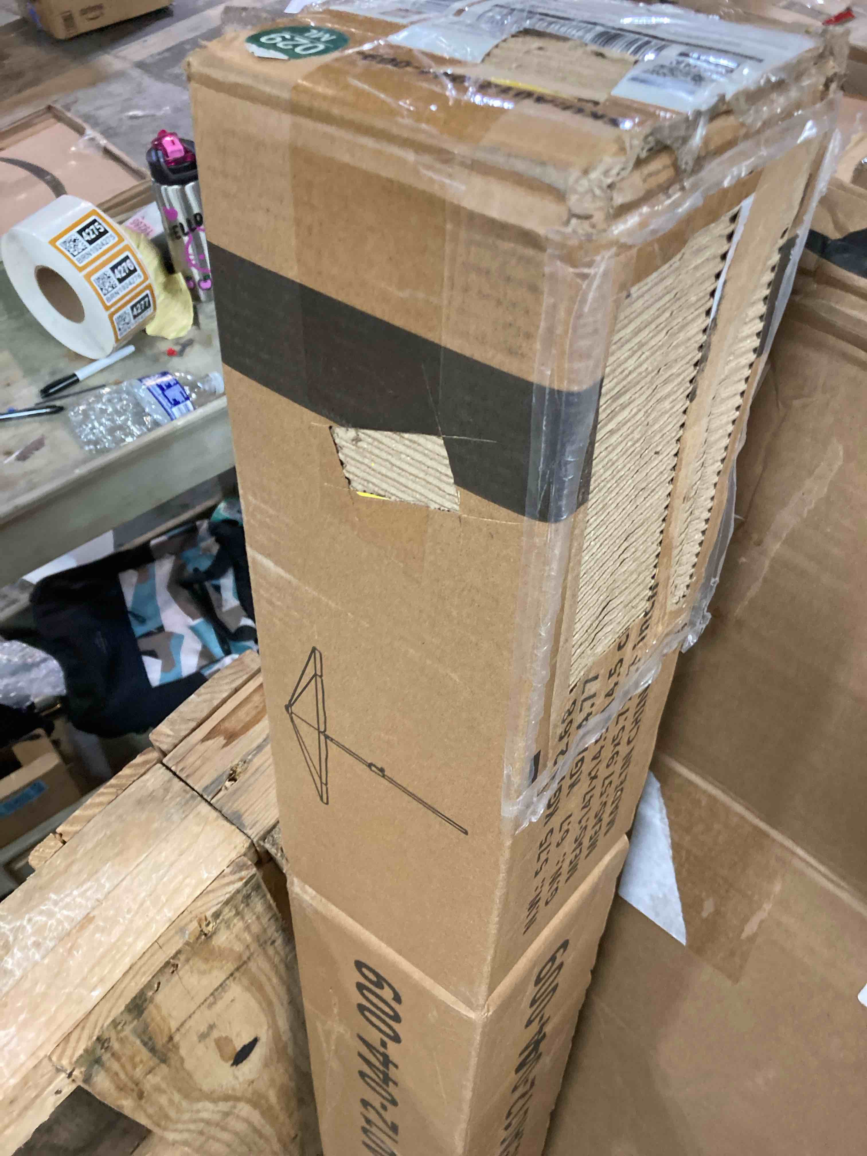 https://s3.amazonaws.com/lotting-images-prod/phillipi/TEA2225905_1753903648080.jpeg