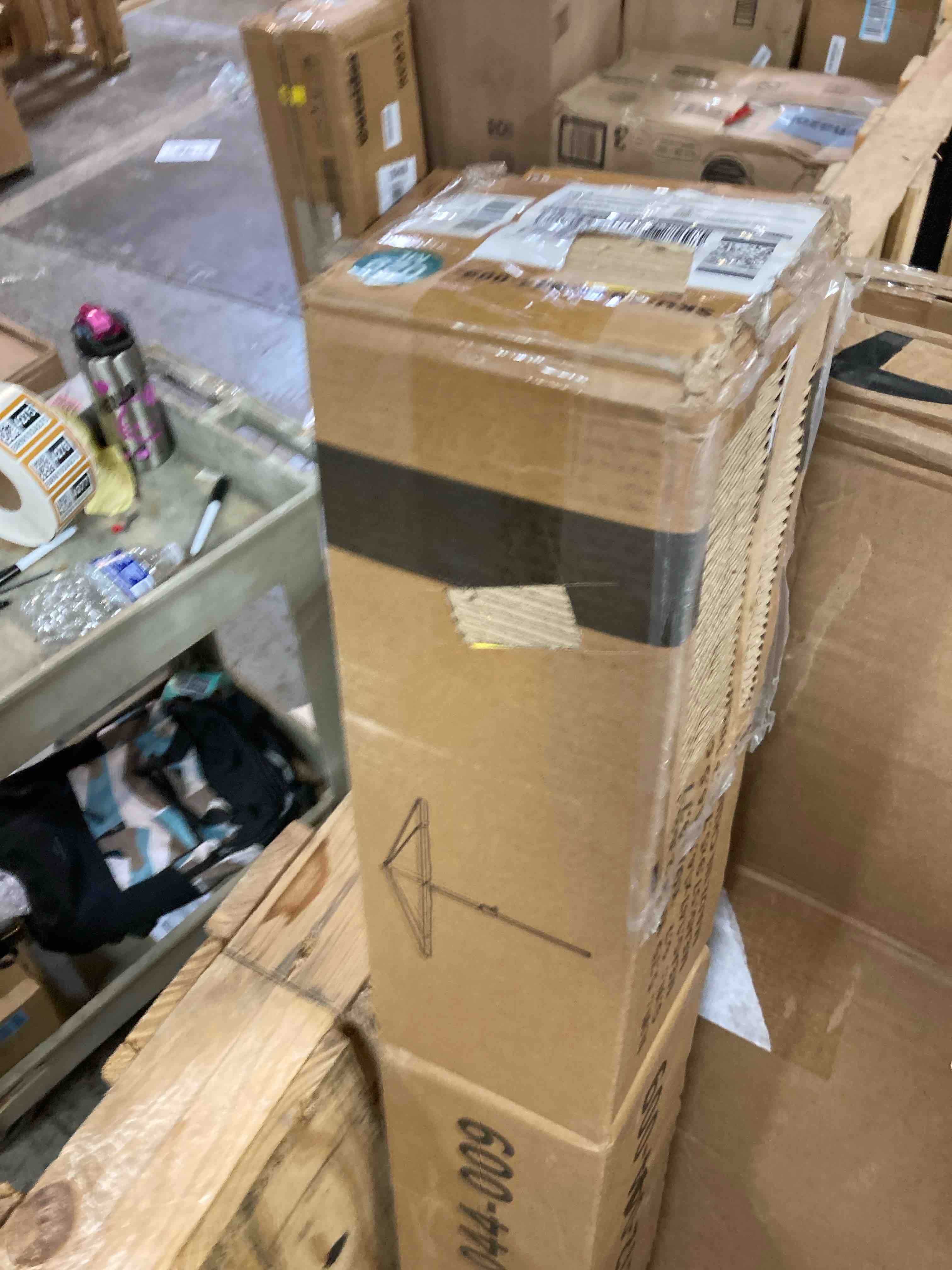 https://s3.amazonaws.com/lotting-images-prod/phillipi/TEA2225905_1753903649351.jpeg
