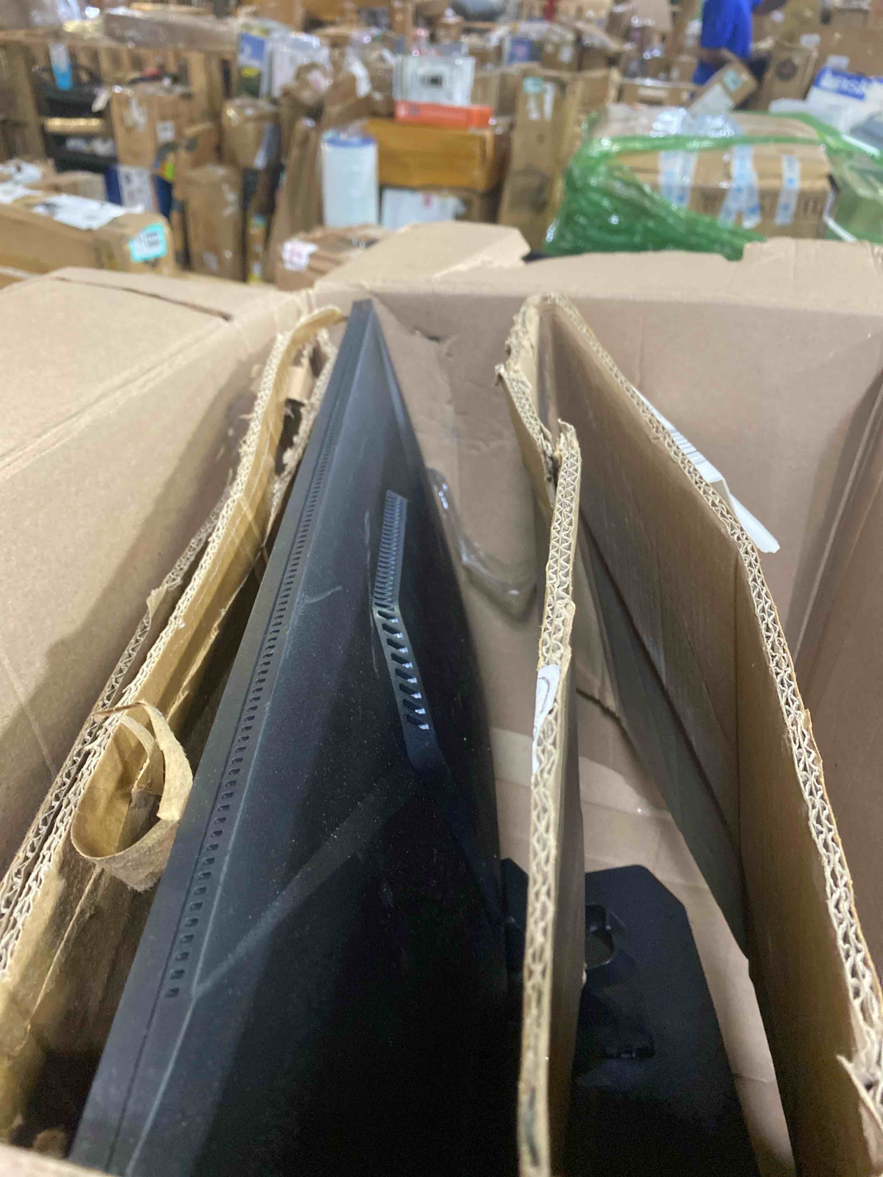 https://s3.amazonaws.com/lotting-images-prod/phillipi/TEA2225967_1754410783394.jpeg