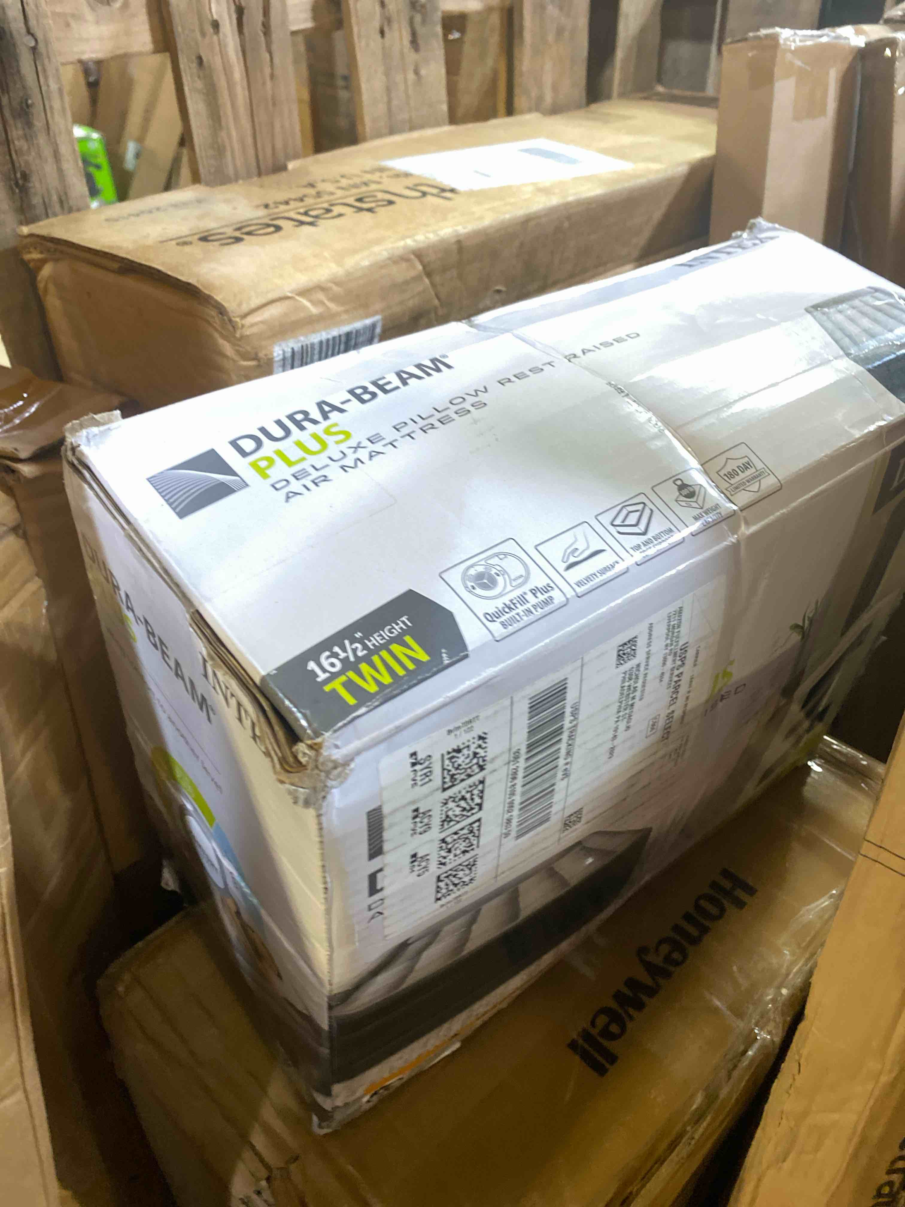 https://s3.amazonaws.com/lotting-images-prod/phillipi/TEA2225979_1754414377810.jpeg