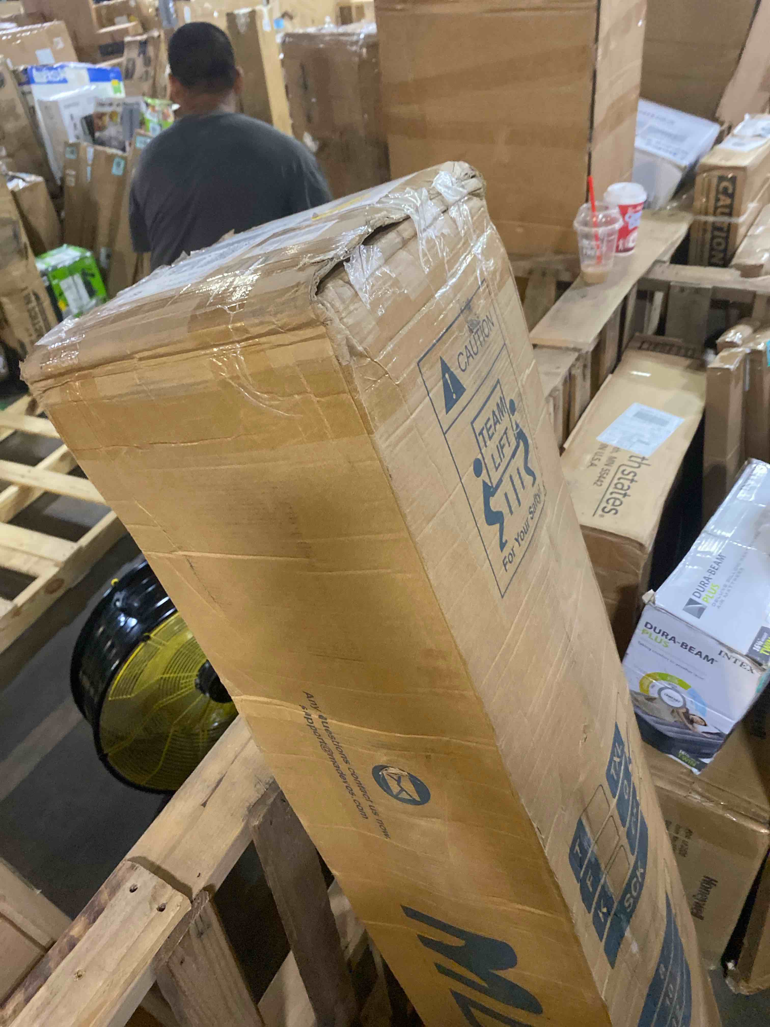 https://s3.amazonaws.com/lotting-images-prod/phillipi/TEA2225980_1754414620655.jpeg