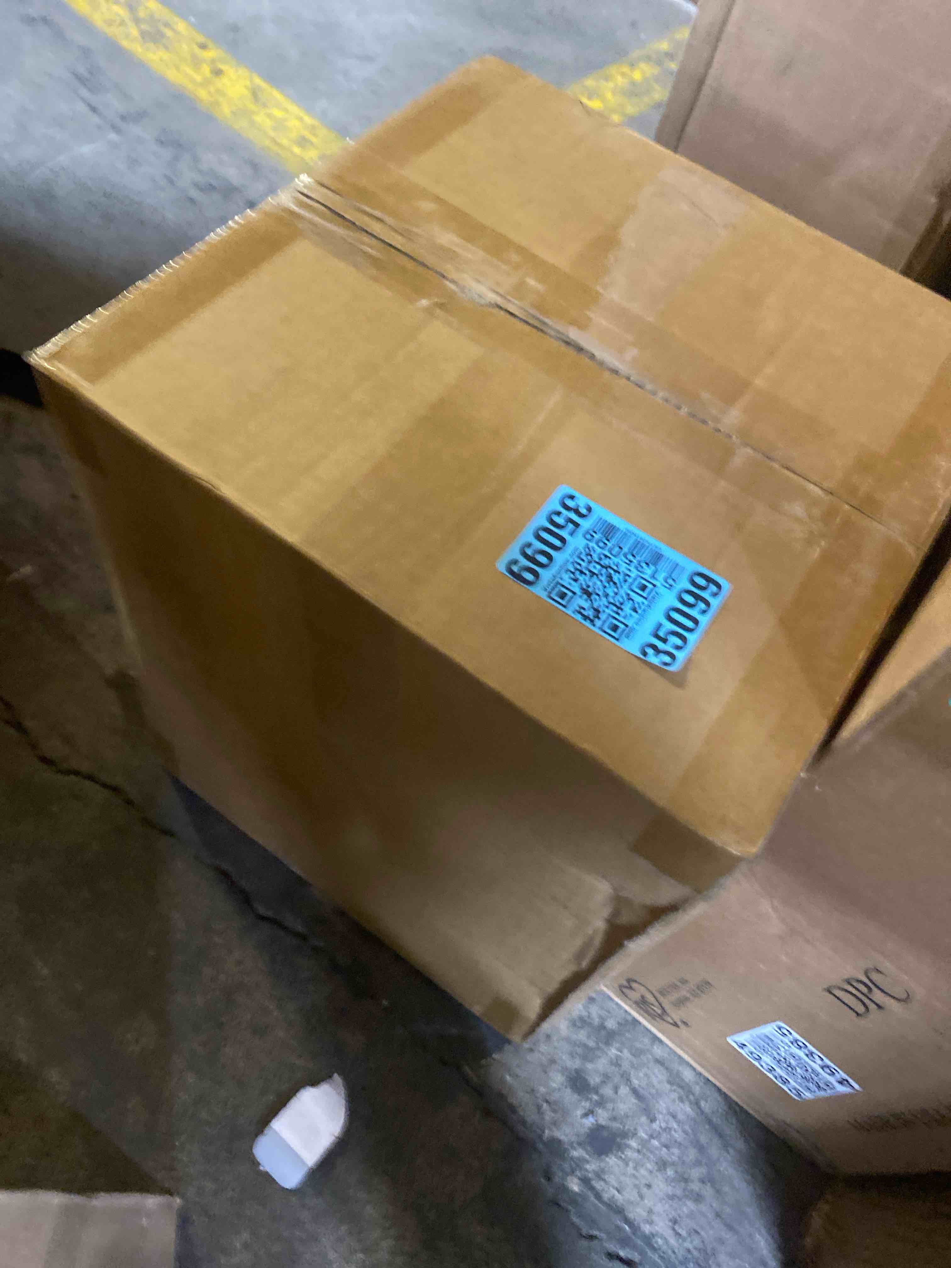 https://s3.amazonaws.com/lotting-images-prod/phillipi/TEA2225985_1754415429786.jpeg