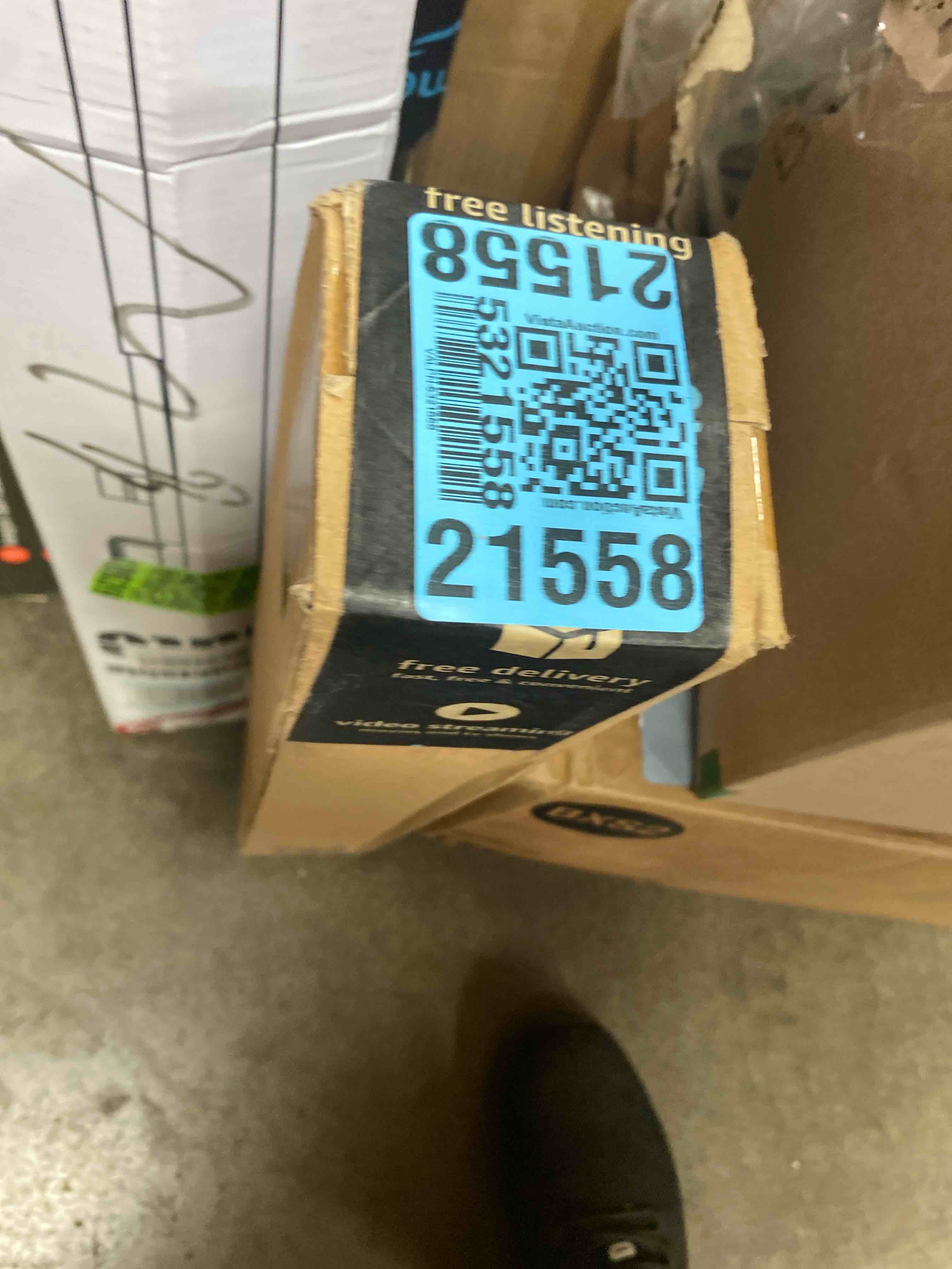 https://s3.amazonaws.com/lotting-images-prod/phillipi/TEA2226075_1755285955425.jpeg