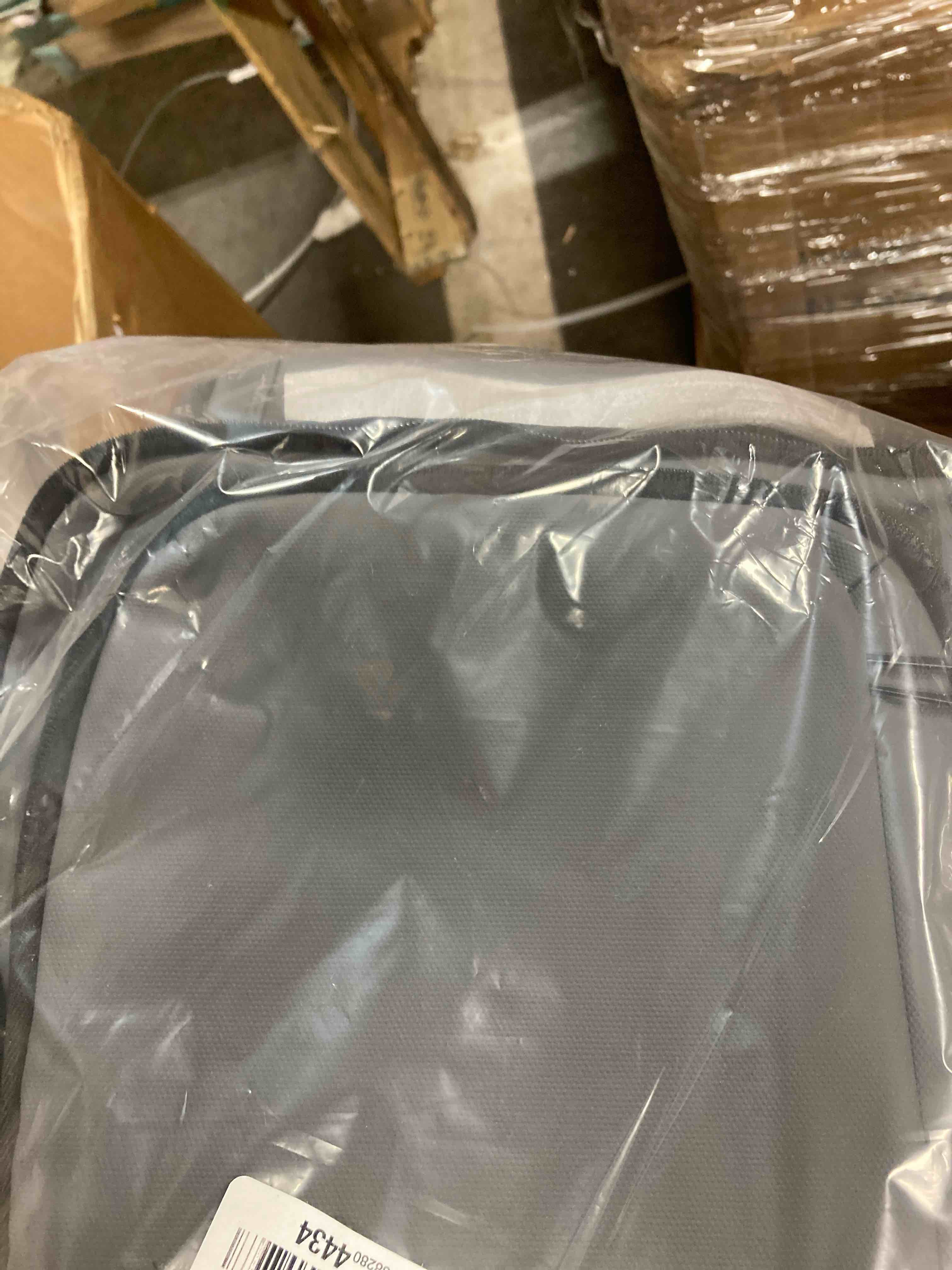 https://s3.amazonaws.com/lotting-images-prod/phillipi/TEA2226113_1757439010155.jpeg