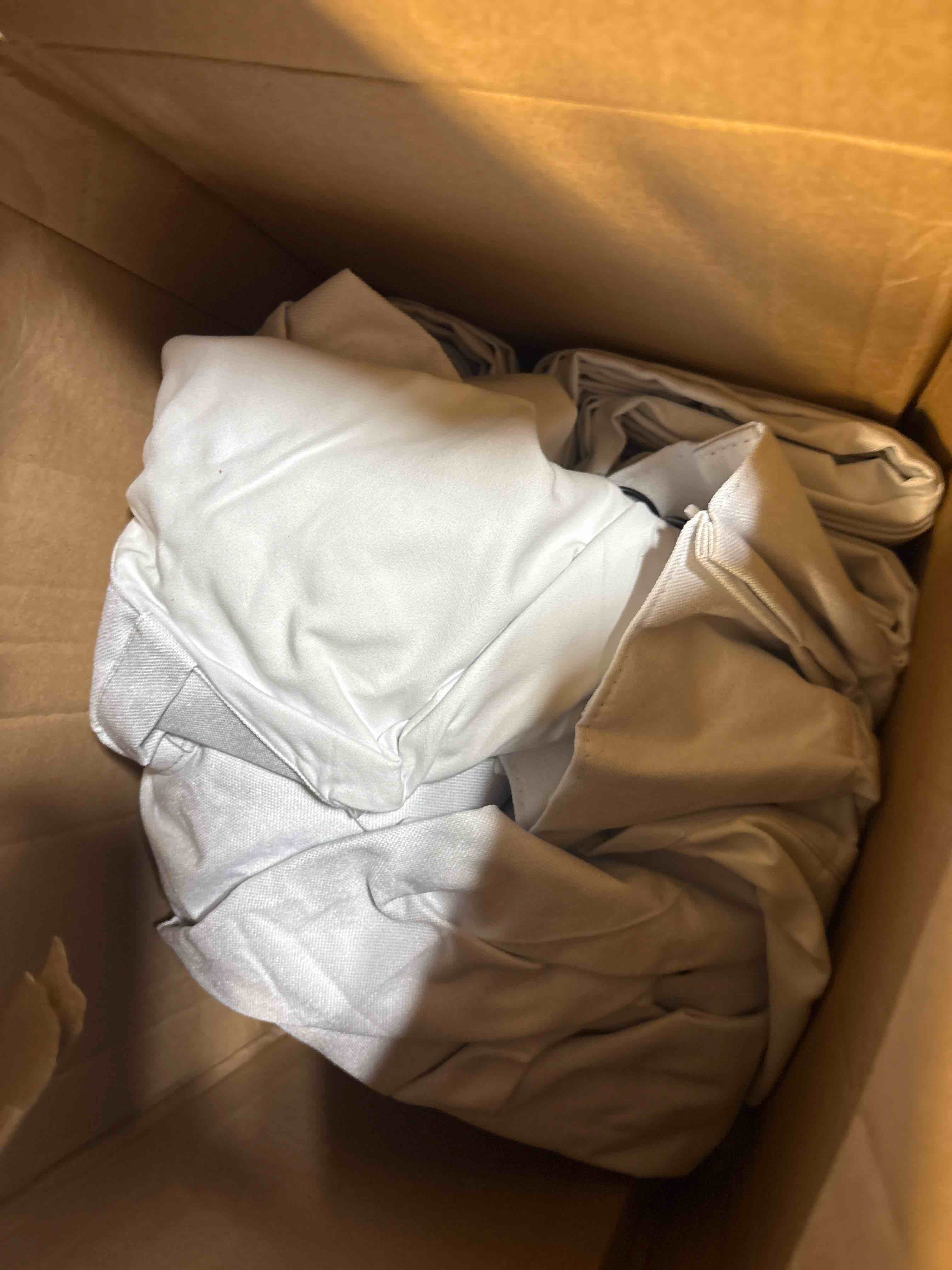 https://s3.amazonaws.com/lotting-images-prod/phillipi/TEA2226191_1759423835536.jpeg