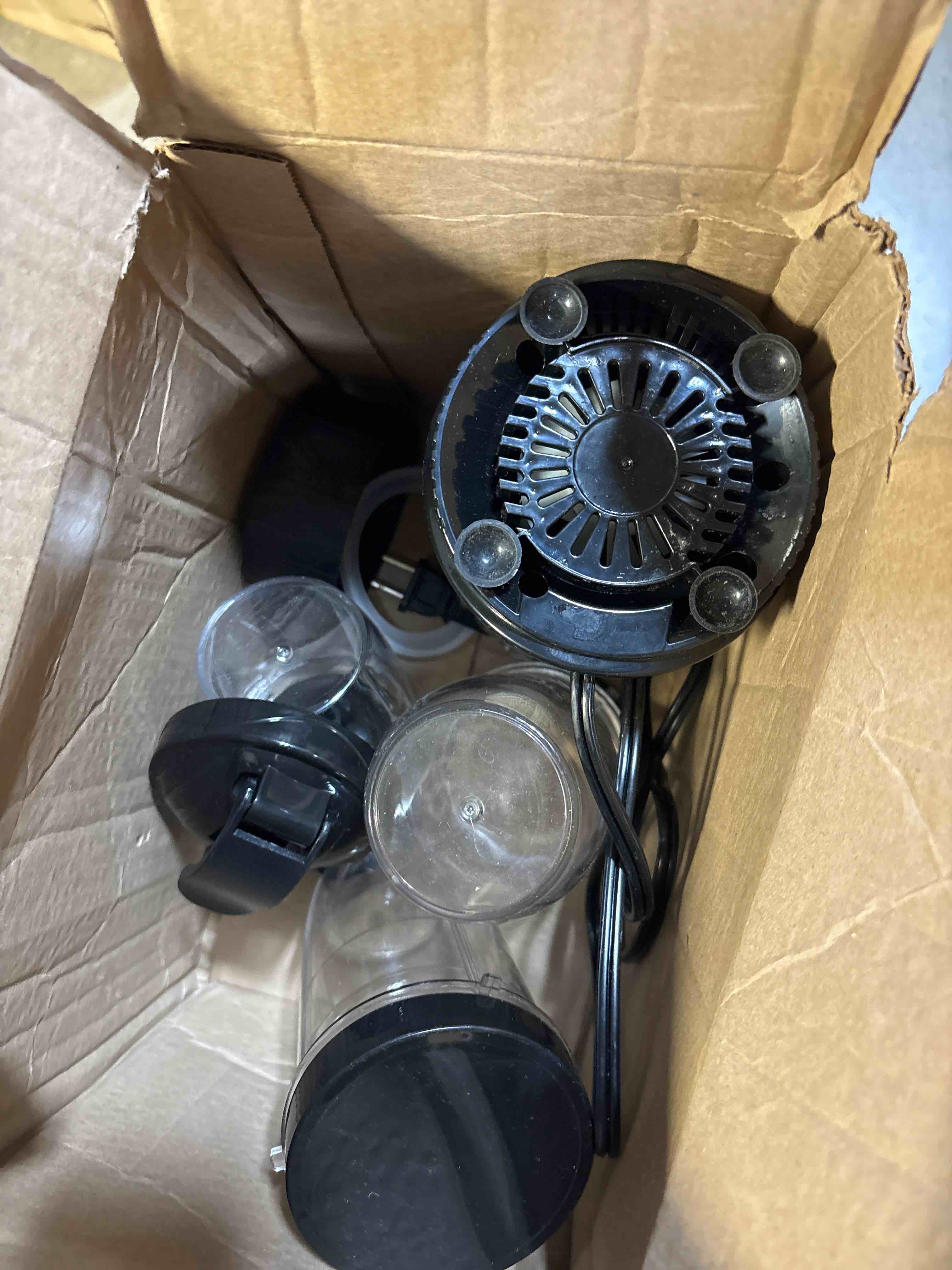 https://s3.amazonaws.com/lotting-images-prod/phillipi/TEA2226200_1759430997171.jpeg